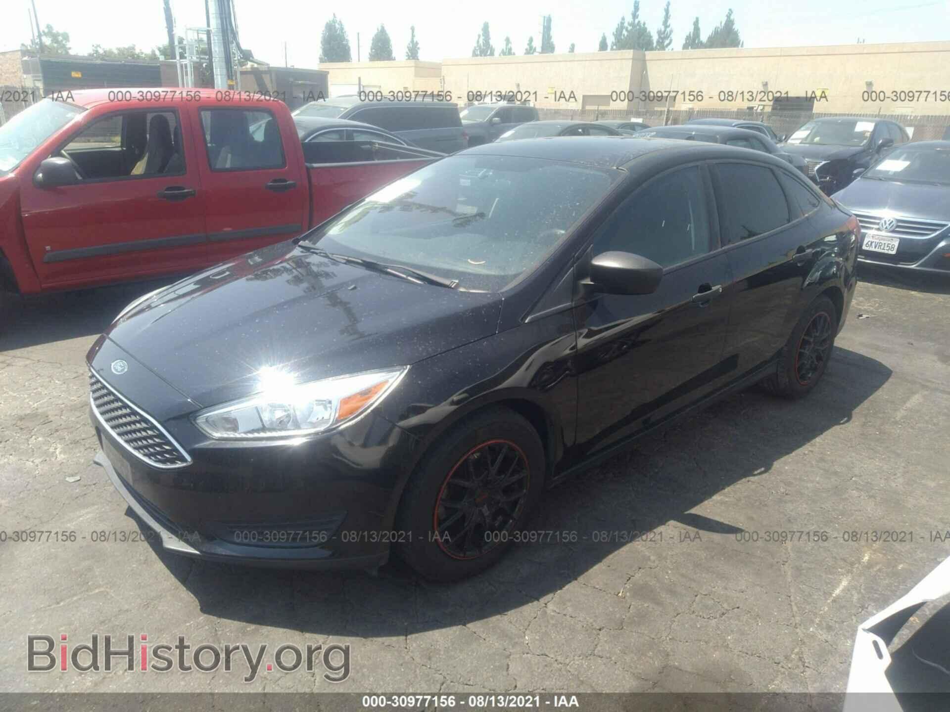 2017 FORD FOCUS - VIN: 1FADP3E29HL211108 - Фото 2