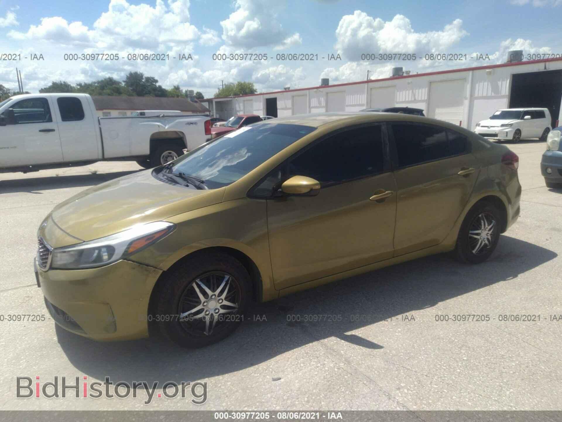 2017 KIA FORTE - VIN: 3KPFK4A79HE140686 - Photo 2