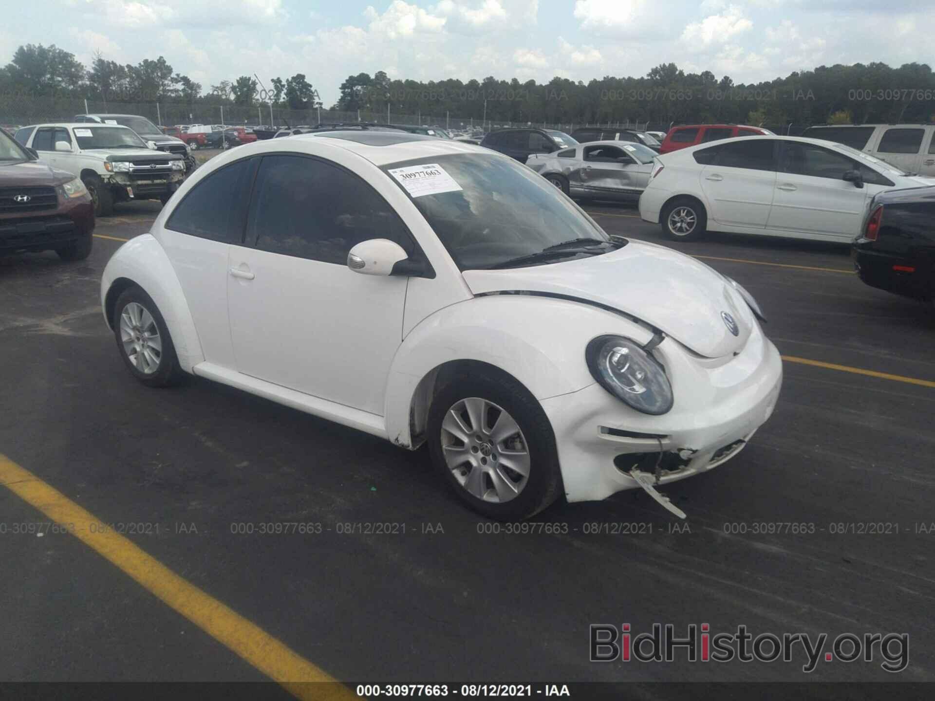 Photo 3VWRW3AG7AM013987 - VOLKSWAGEN NEW BEETLE COUPE 2010