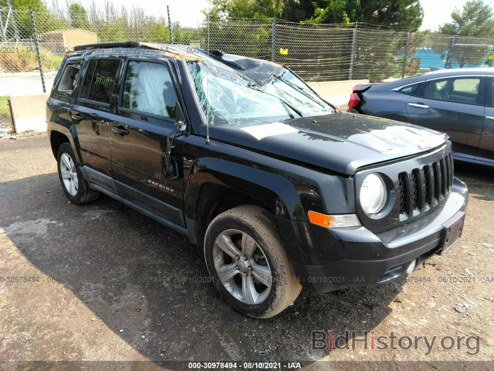 Photo 1J4NF1GB6BD149827 - JEEP PATRIOT 2011