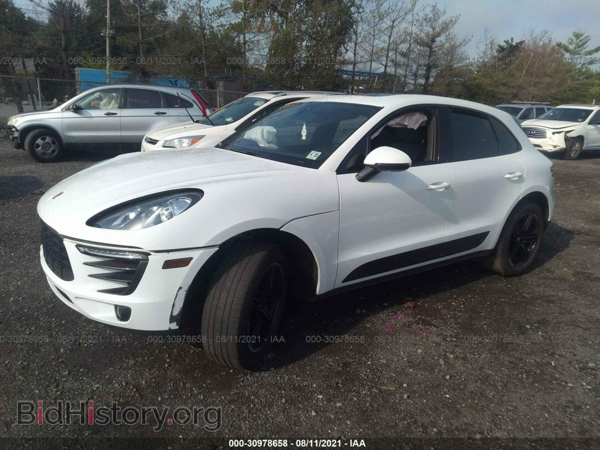 2017 PORSCHE MACAN - VIN: WP1AA2A5XHLB81933 - Photo 2