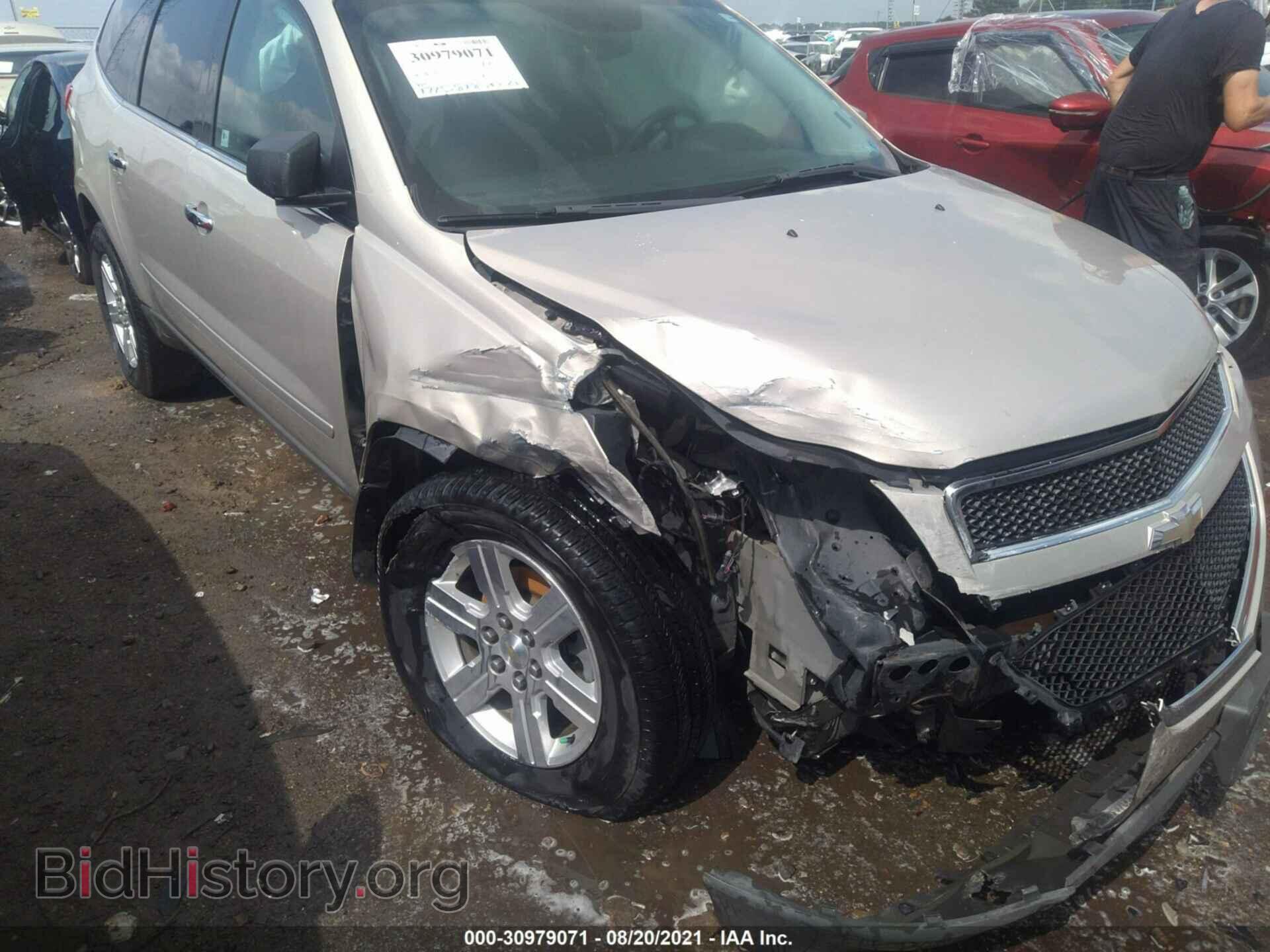 Фотография 1GNLRFED7AJ268581 - CHEVROLET TRAVERSE 2010