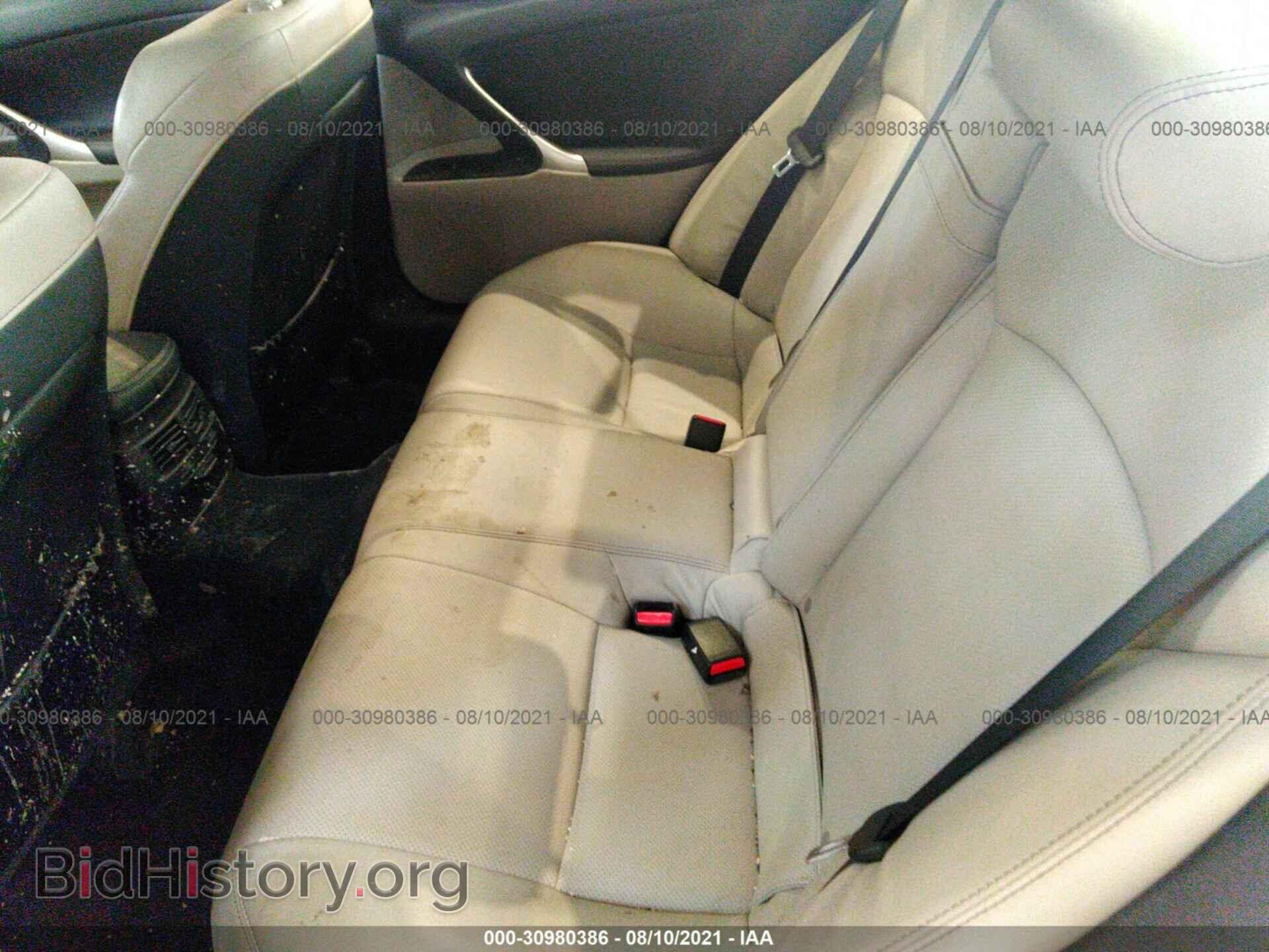 2011 LEXUS IS 250 - VIN: 000BF5C21B5151645 - Фото 8