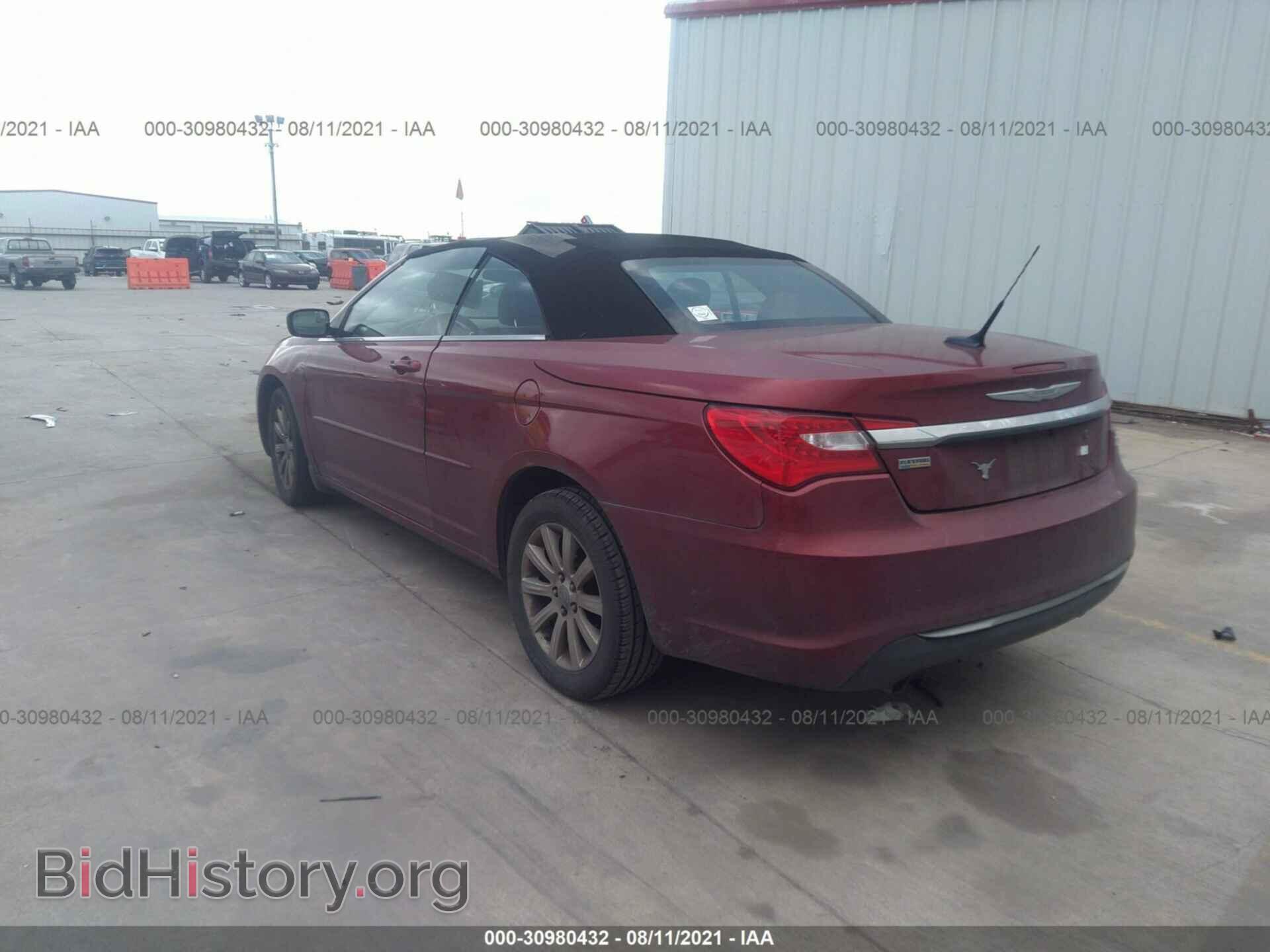 2011 CHRYSLER 200 - VIN: 1C3BC2EG3BN545668 - Photo 3
