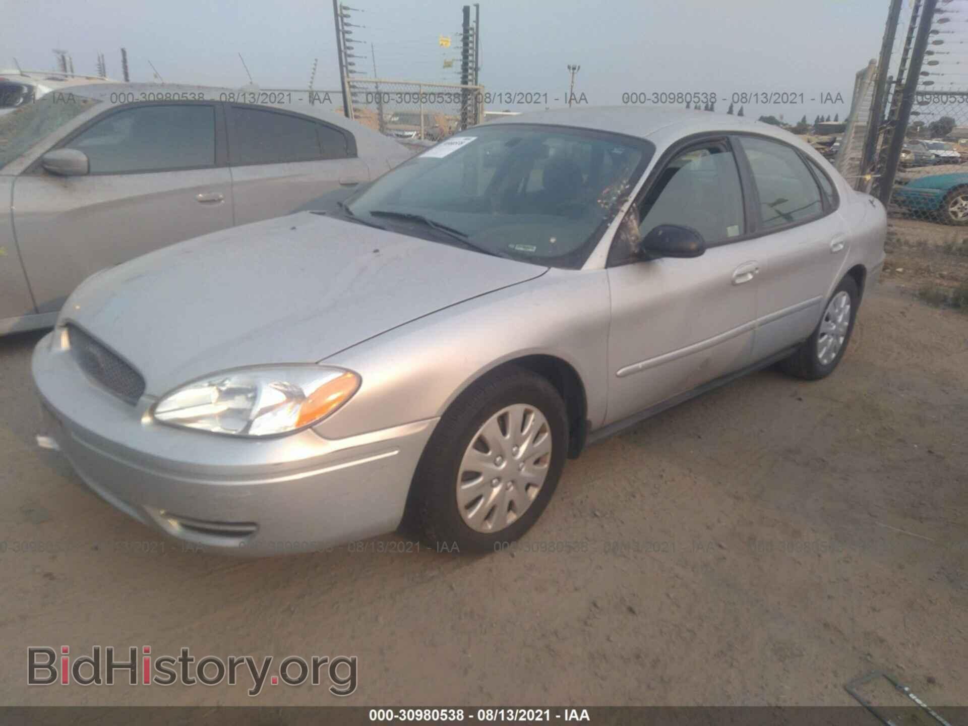 2007 FORD TAURUS - VIN: 1FAFP53U57A193208 - Фото 2