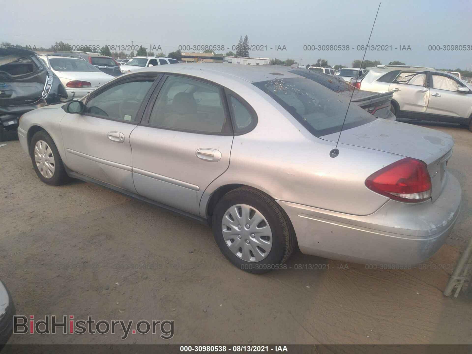 2007 FORD TAURUS - VIN: 1FAFP53U57A193208 - Фото 3