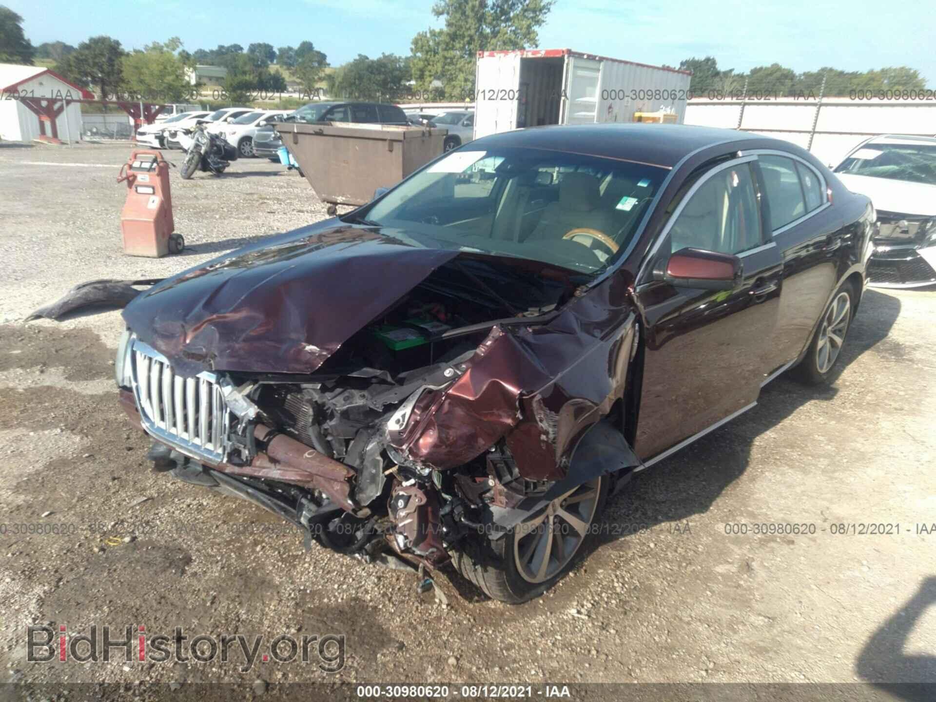 2010 LINCOLN MKS - VIN: 1LNHL9DR0AG600724 - Фото 2