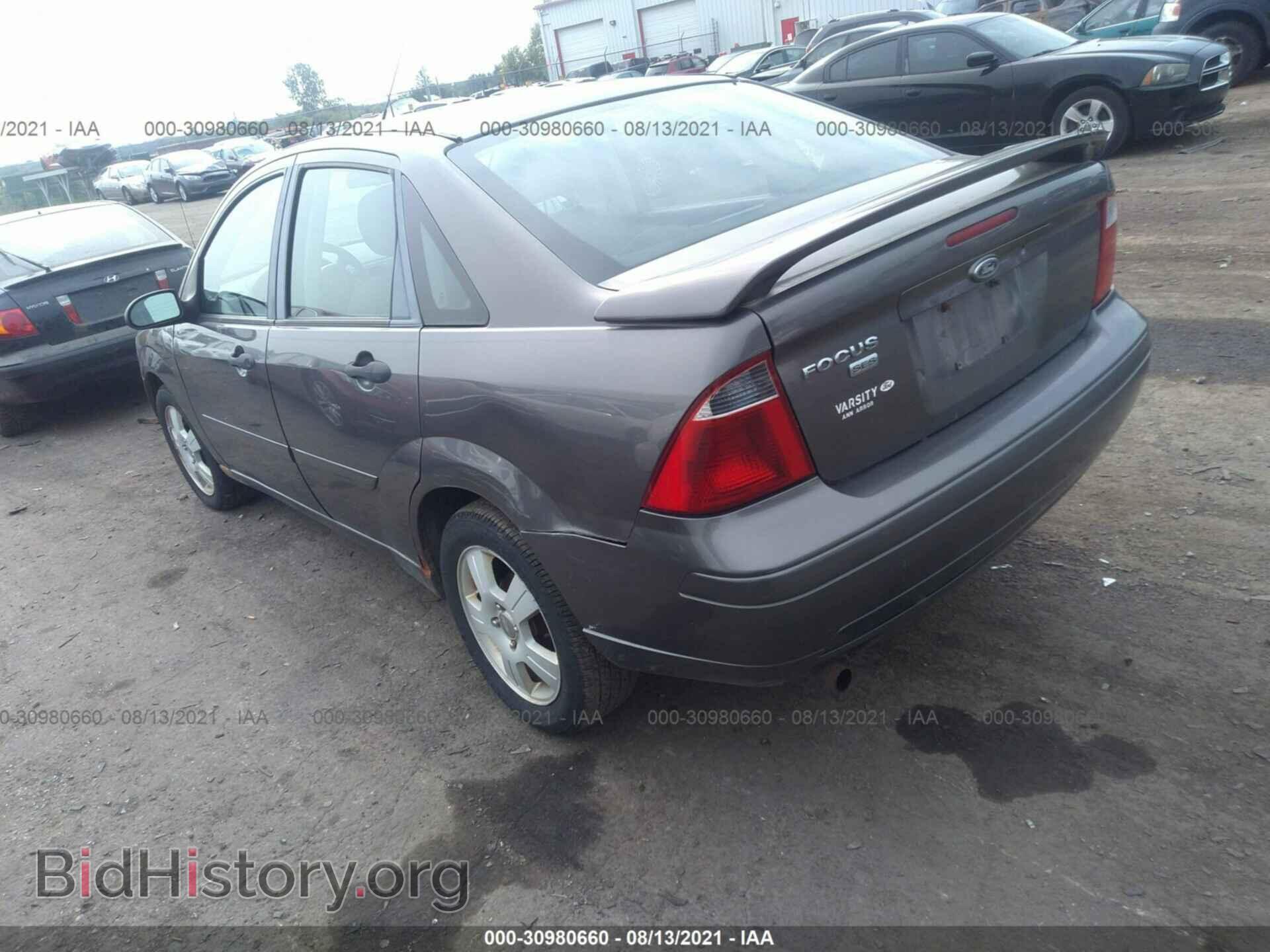 2007 FORD FOCUS - VIN: 1FAHP34N77W222182 - Фото 3