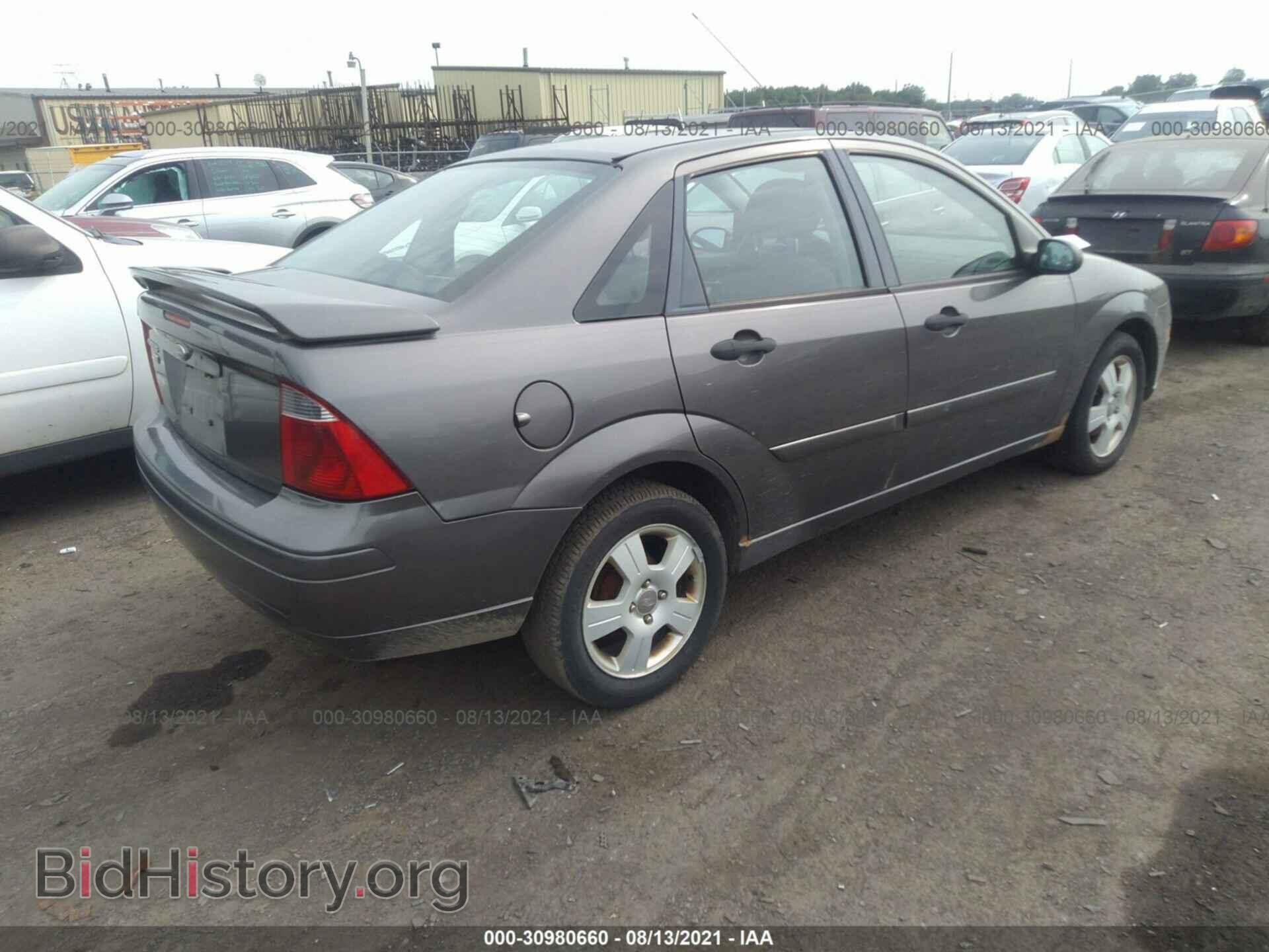 2007 FORD FOCUS - VIN: 1FAHP34N77W222182 - Фото 4