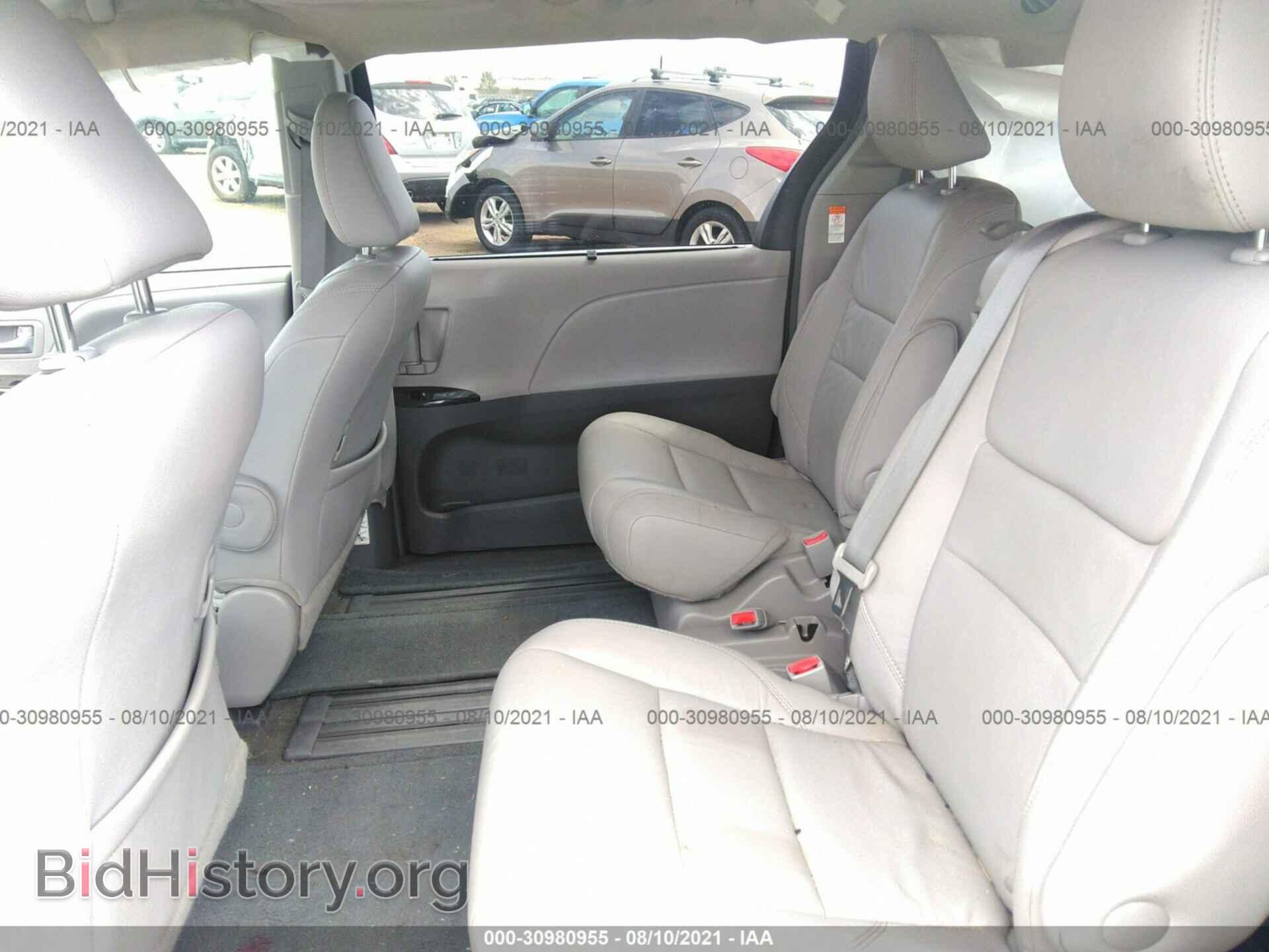 2017 TOYOTA SIENNA - VIN: 5TDYZ3DC2HS878956 - Фото 8