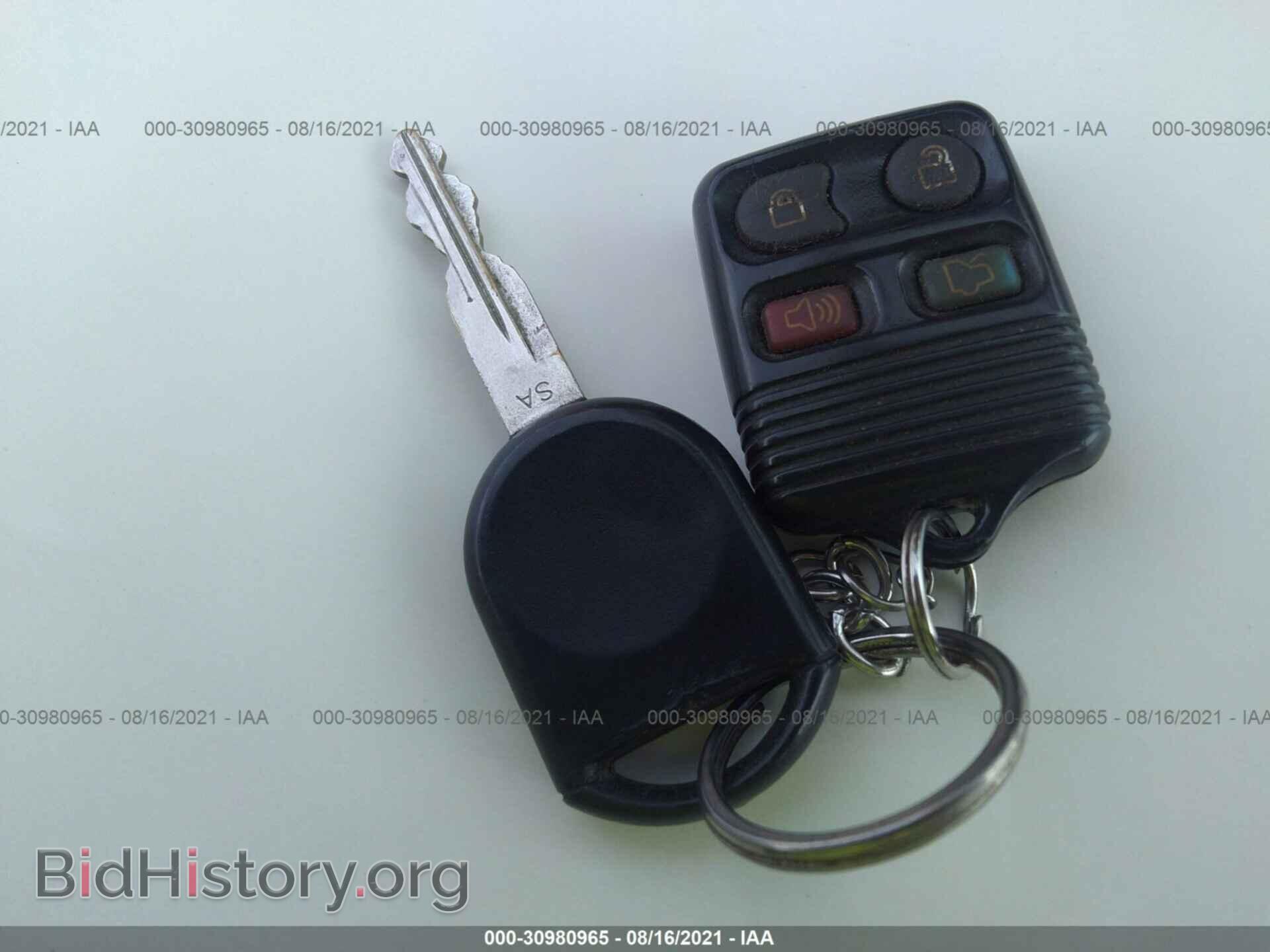2007 FORD FOCUS - VIN: 1FAHP34N77W303652 - Фото 11