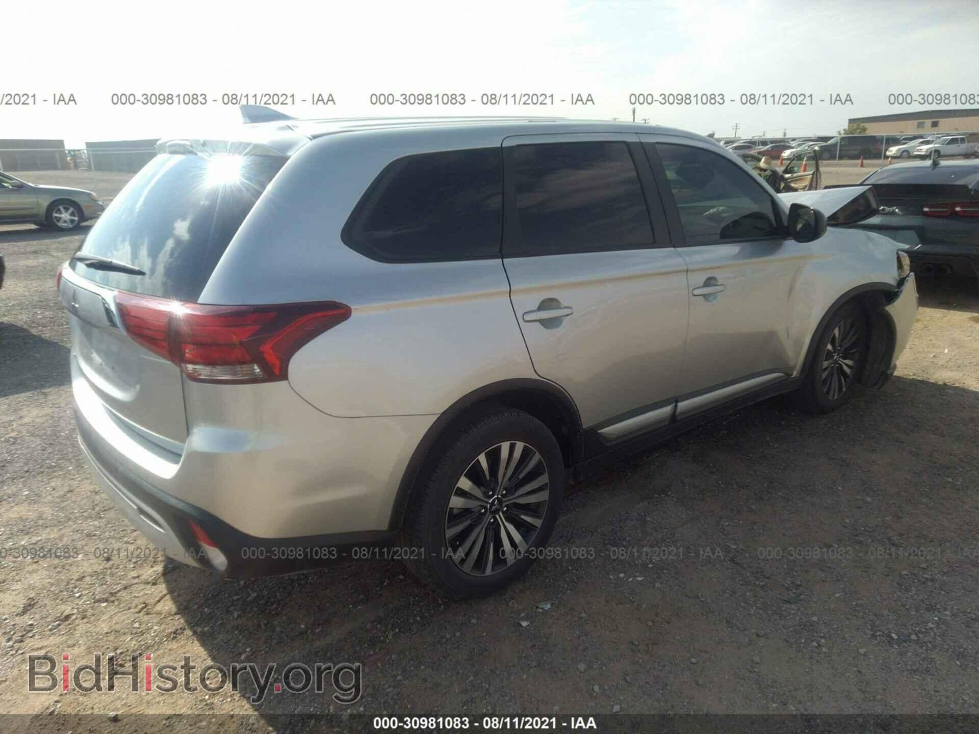 2020 MITSUBISHI OUTLANDER - VIN: JA4AD2A37LZ040034 - Фото 4