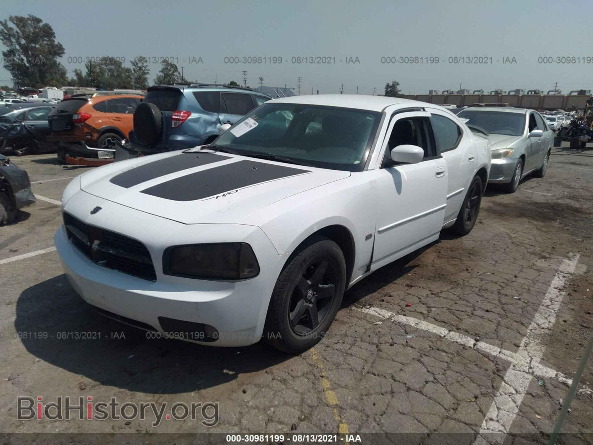 2010 DODGE CHARGER - VIN: 2B3CA3CV0AH299295 - Фото 2