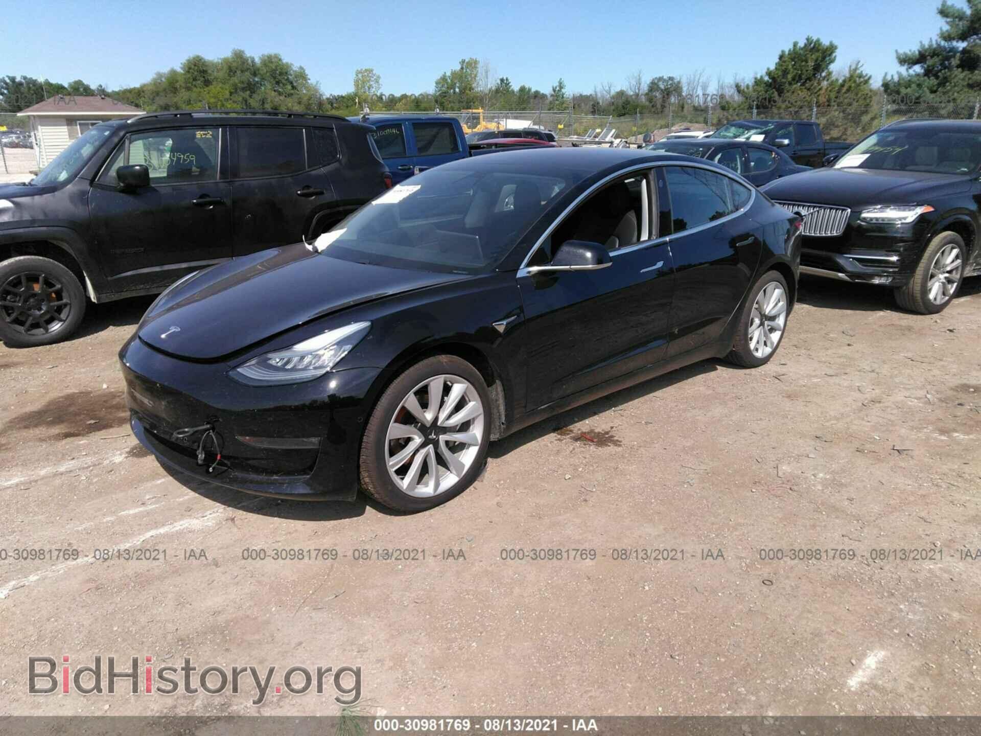 2018 TESLA MODEL 3 - VIN: 5YJ3E1EB8JF131825 - Photo 2