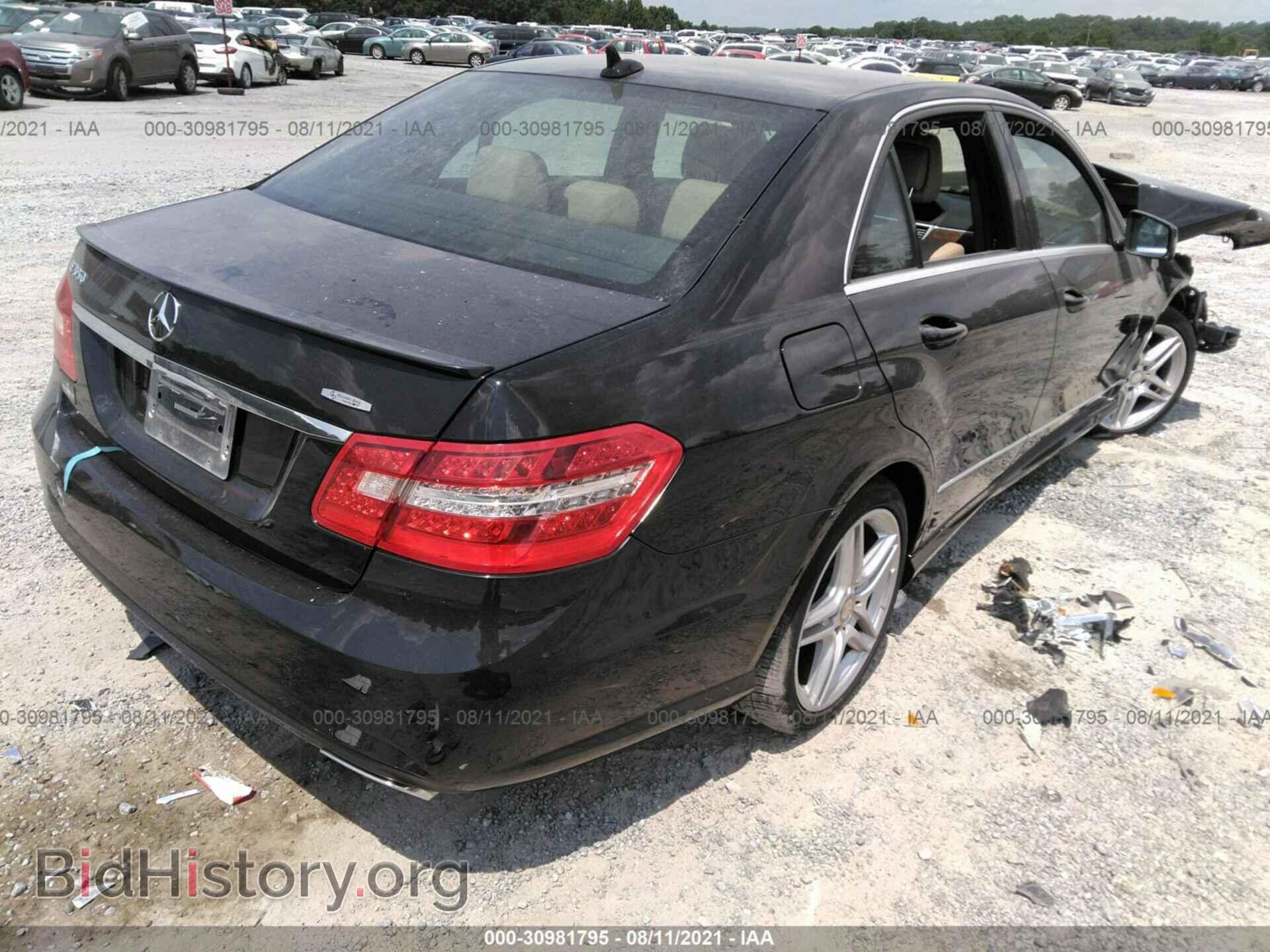 2012 MERCEDES-BENZ E-CLASS - VIN: WDDHF5KB5CA571453 - Фото 4