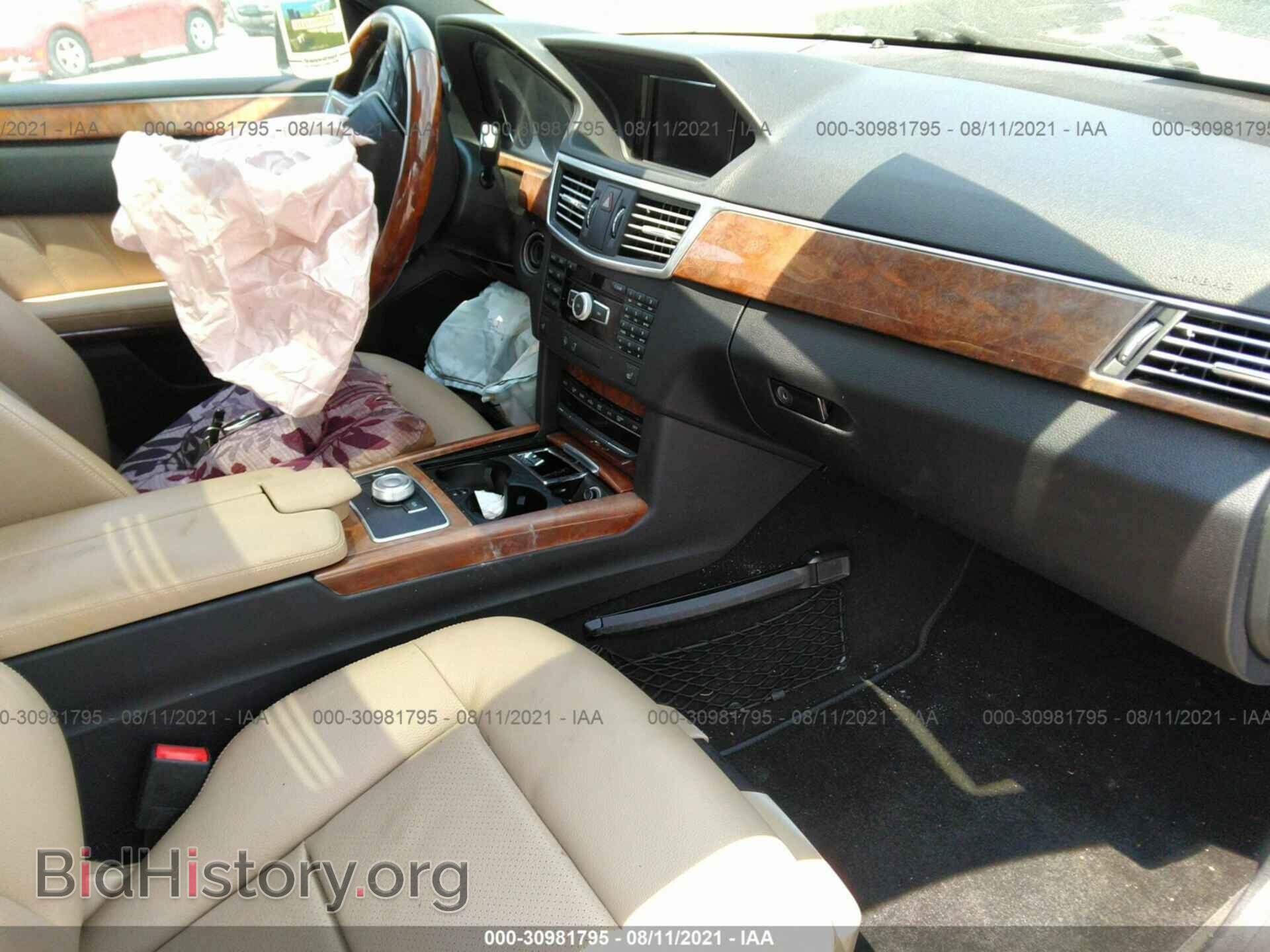 2012 MERCEDES-BENZ E-CLASS - VIN: WDDHF5KB5CA571453 - Фото 5