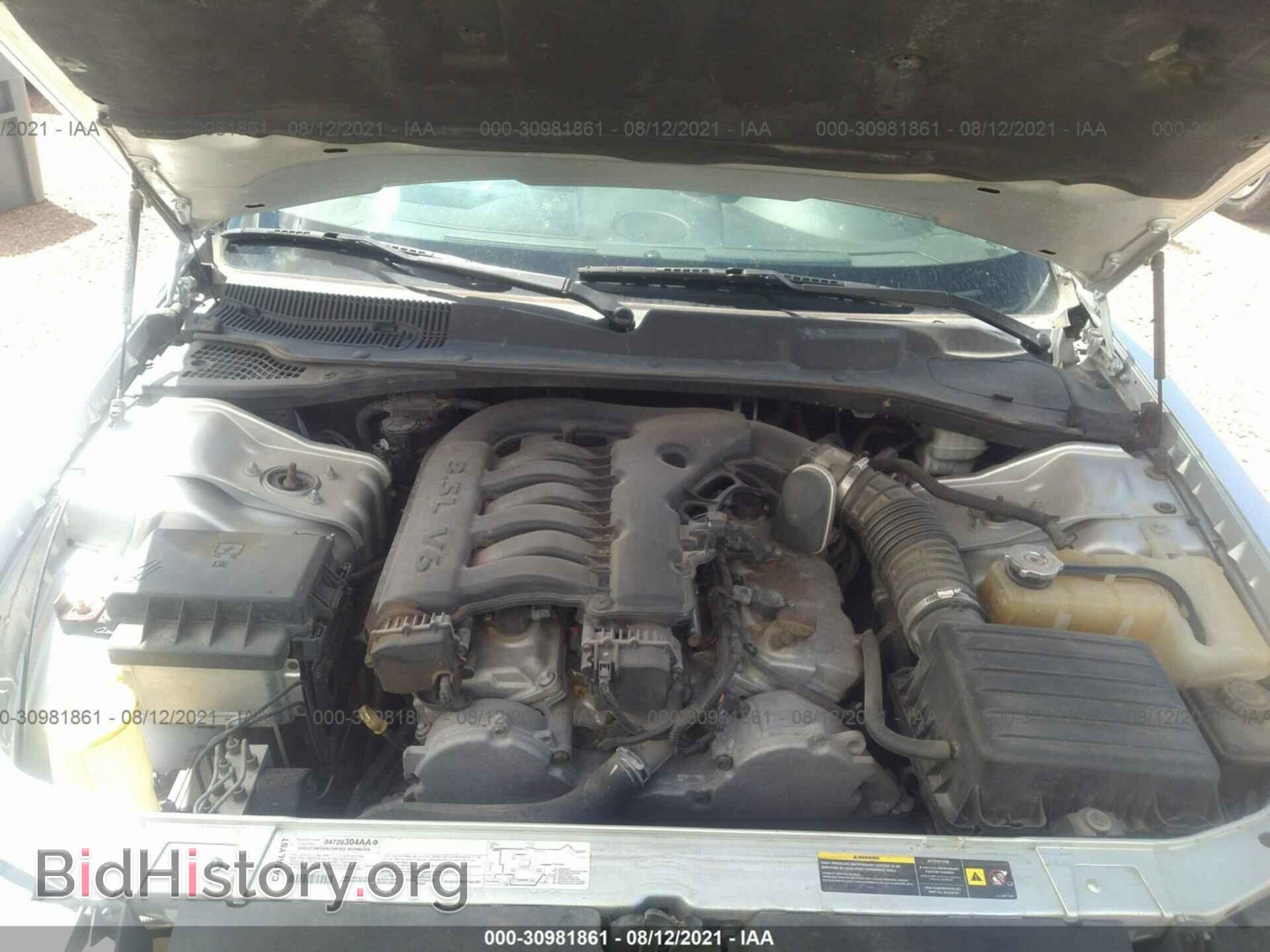 2006 CHRYSLER 300 - VIN: 2C3KA53GX6H114253 - Фото 10