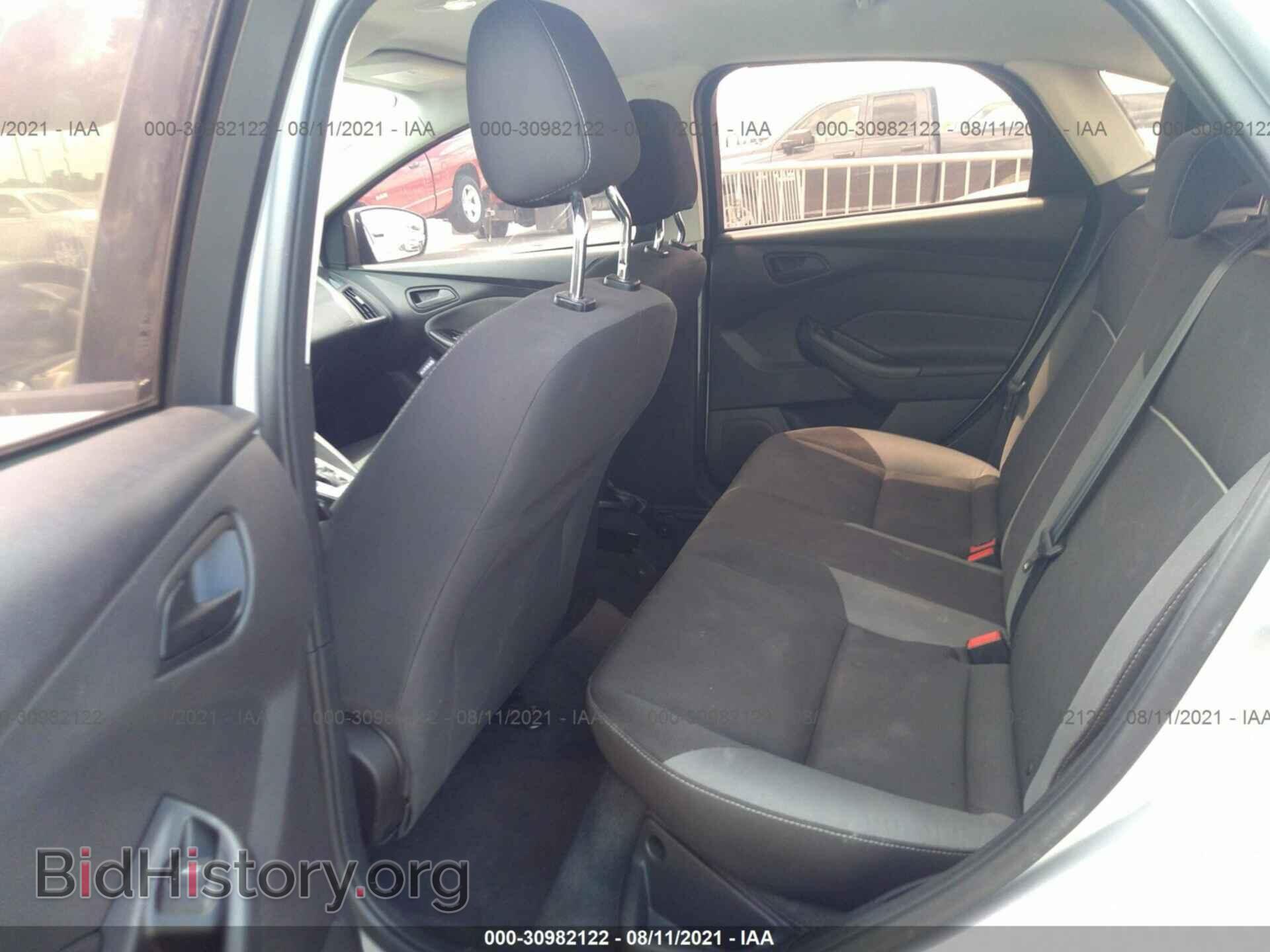 2012 FORD FOCUS - VIN: 1FAHP3F22CL251975 - Фото 8