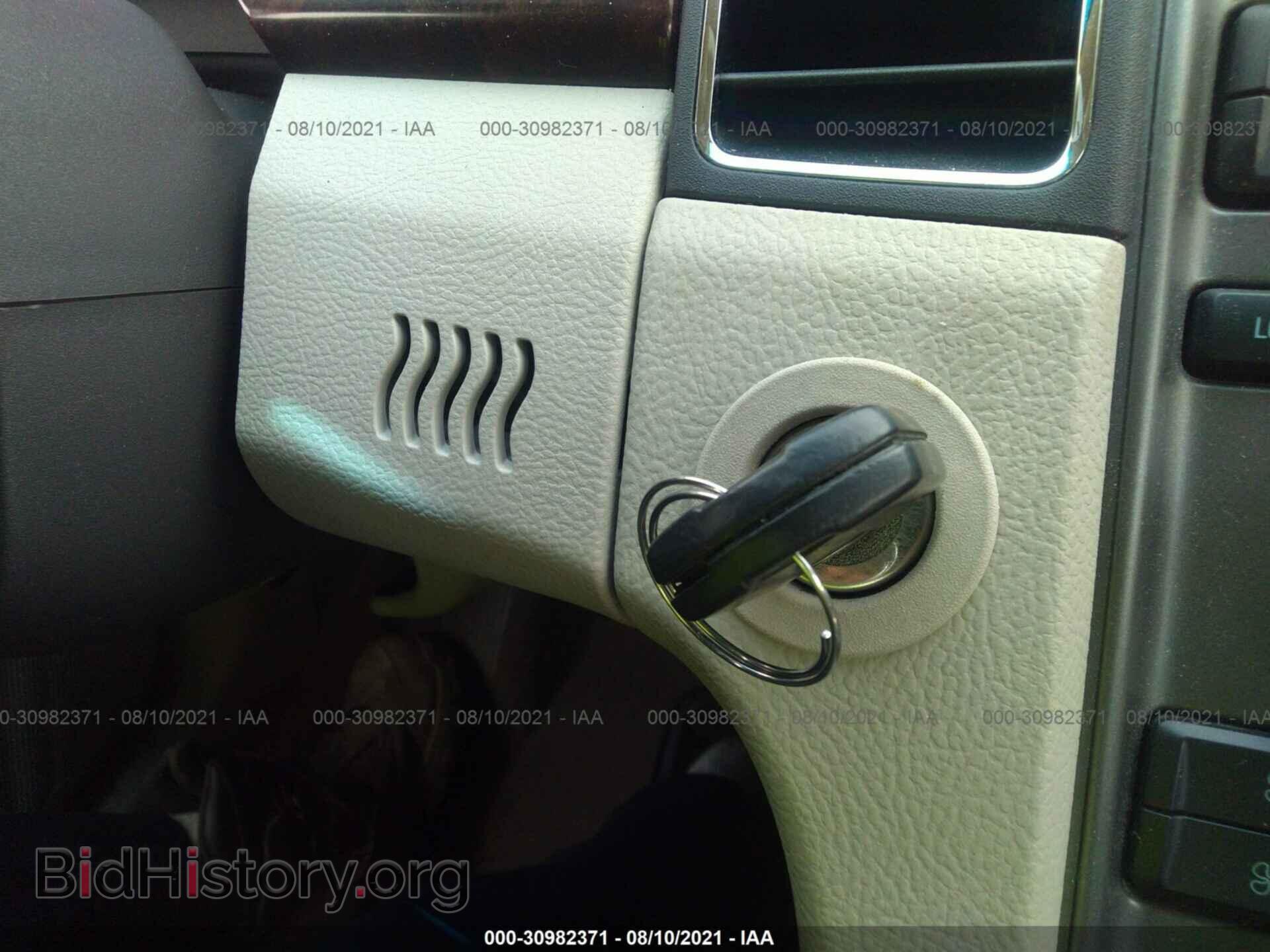 2011 FORD TAURUS - VIN: 1FAHP2EWXBG133081 - Фото 11