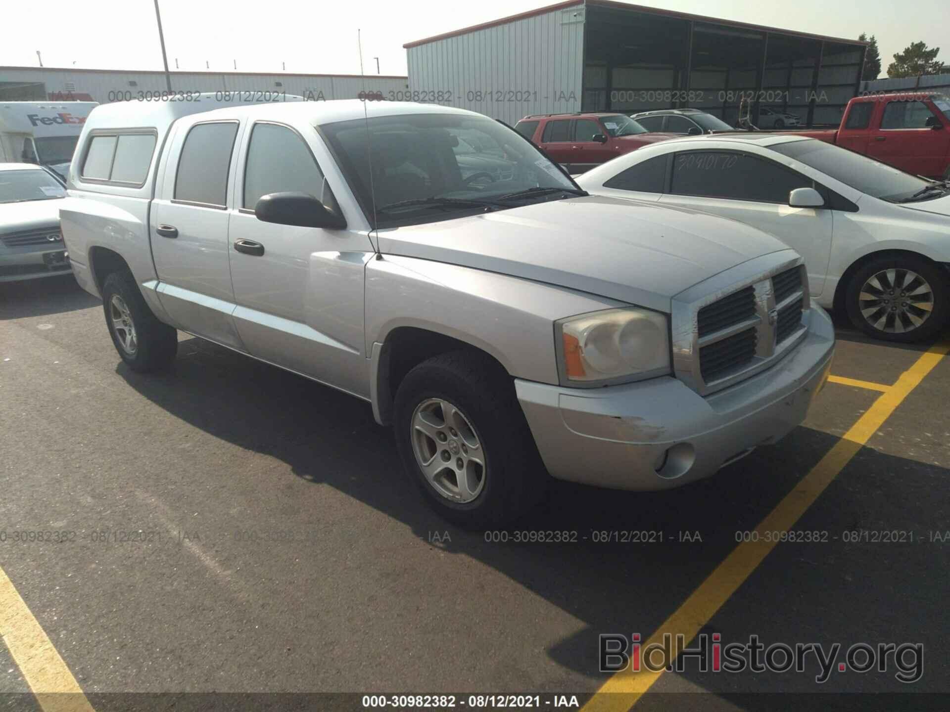 Photo 1D7HW48N77S197553 - DODGE DAKOTA 2007