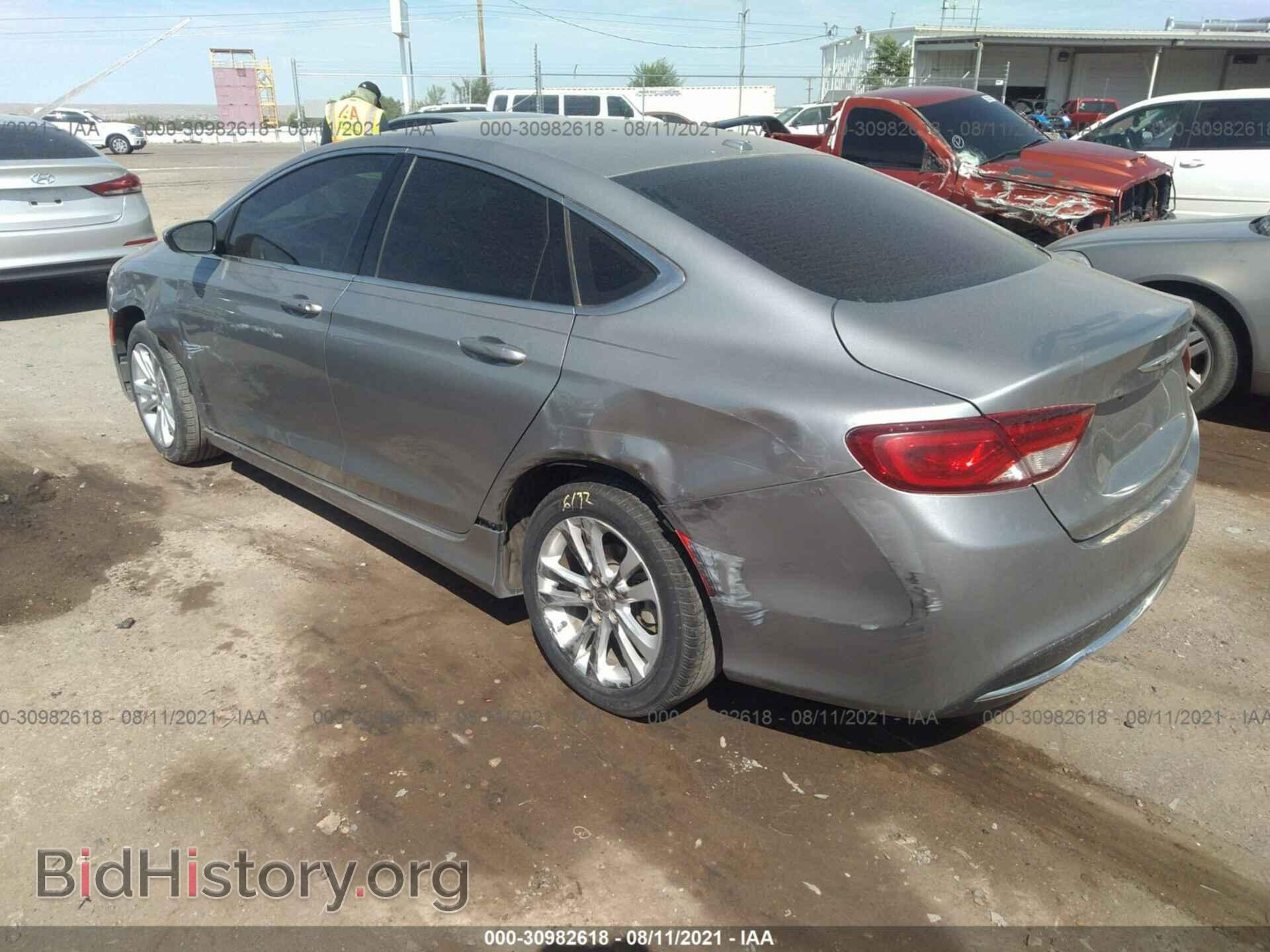 2016 CHRYSLER 200 - VIN: 1C3CCCAB4GN109309 - Фото 3