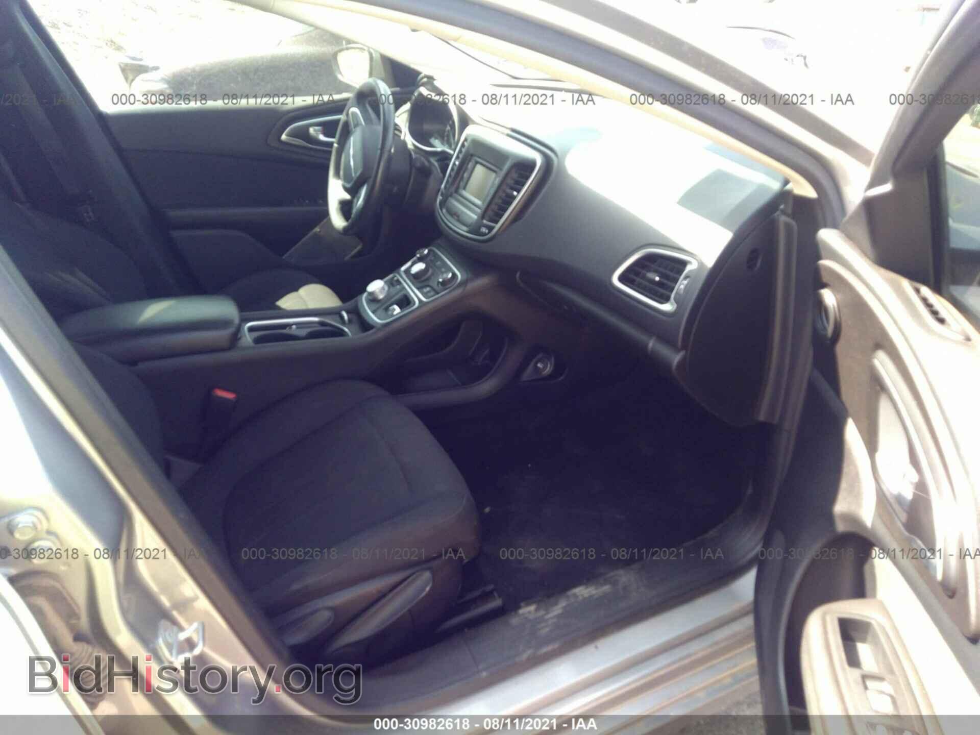 2016 CHRYSLER 200 - VIN: 1C3CCCAB4GN109309 - Фото 5