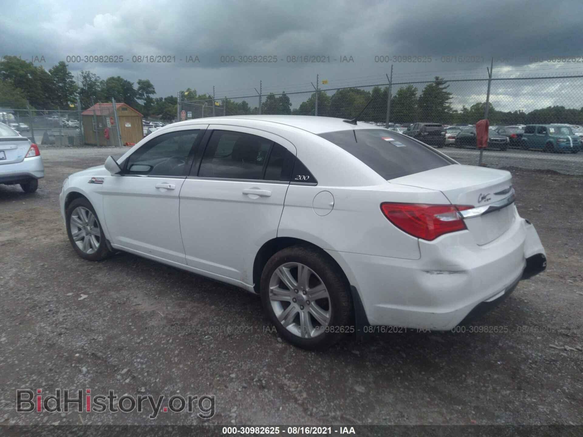 2012 CHRYSLER 200 - VIN: 1C3CCBBB5CN174088 - Фото 3