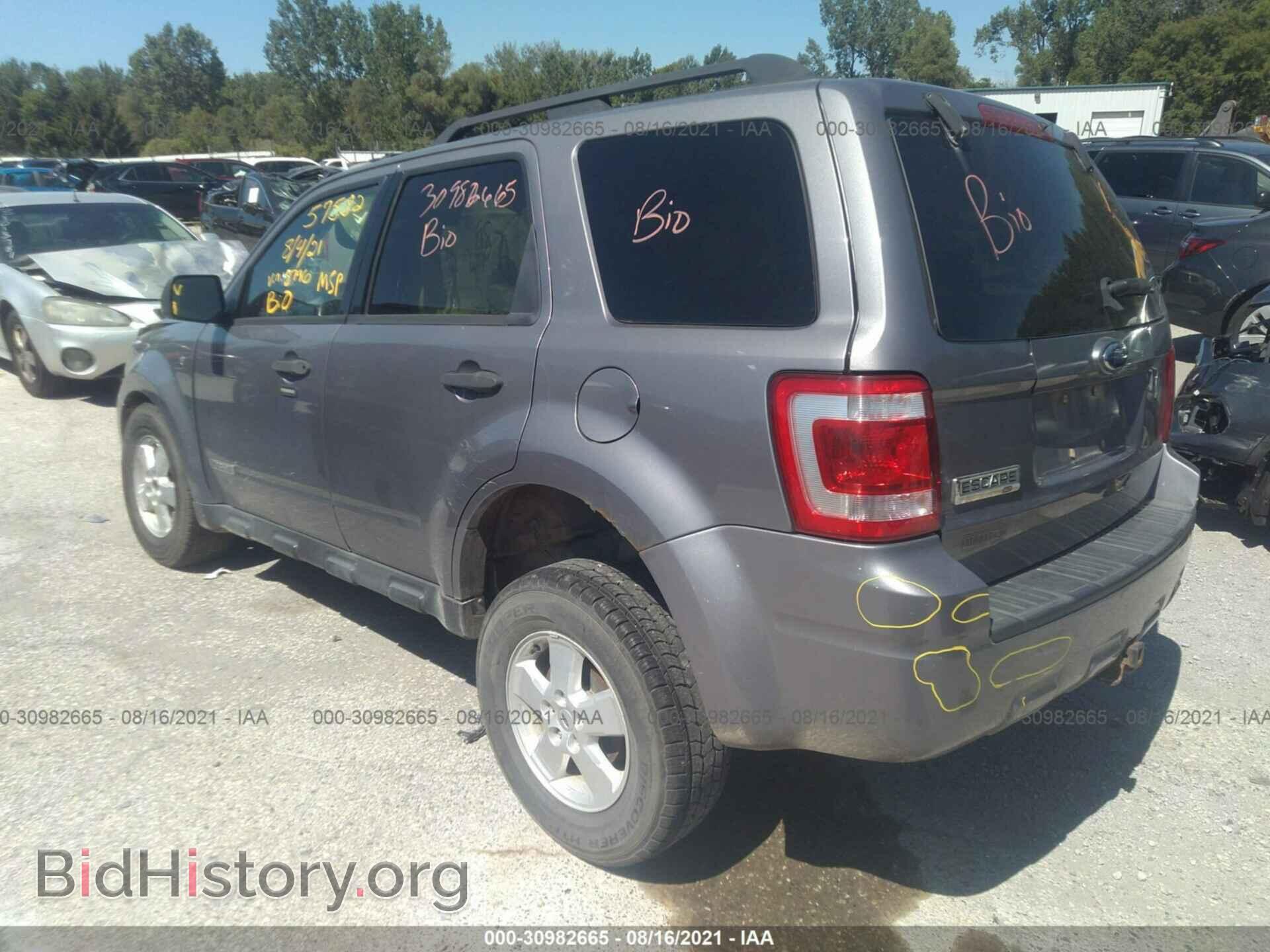 2008 FORD ESCAPE - VIN: 1FMCU03108KA38796 - Фото 3