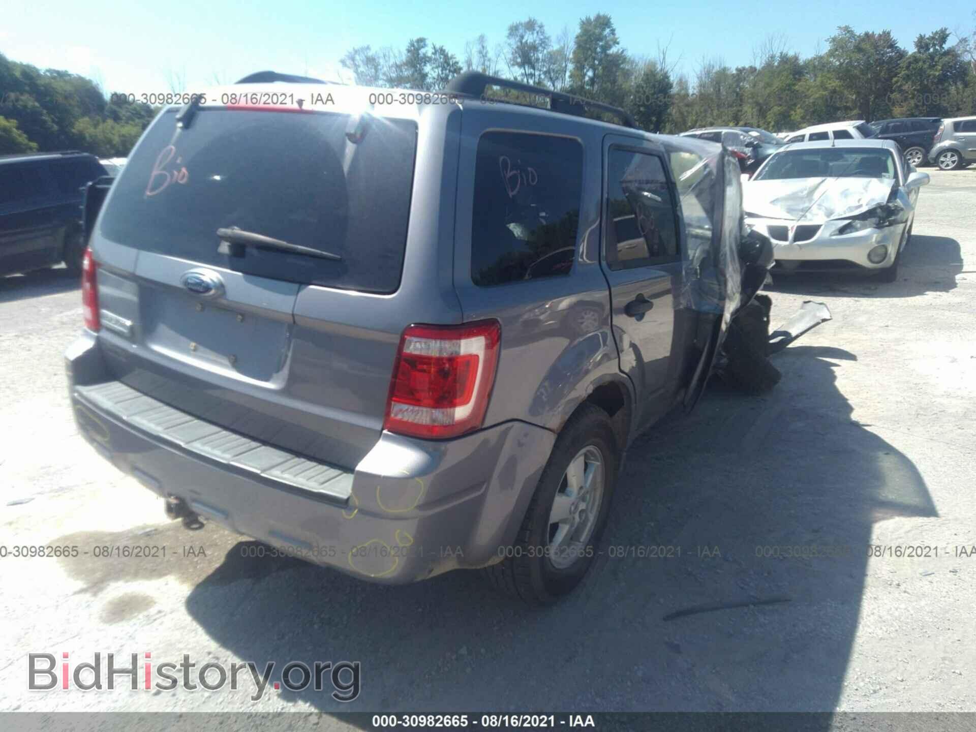 2008 FORD ESCAPE - VIN: 1FMCU03108KA38796 - Фото 4