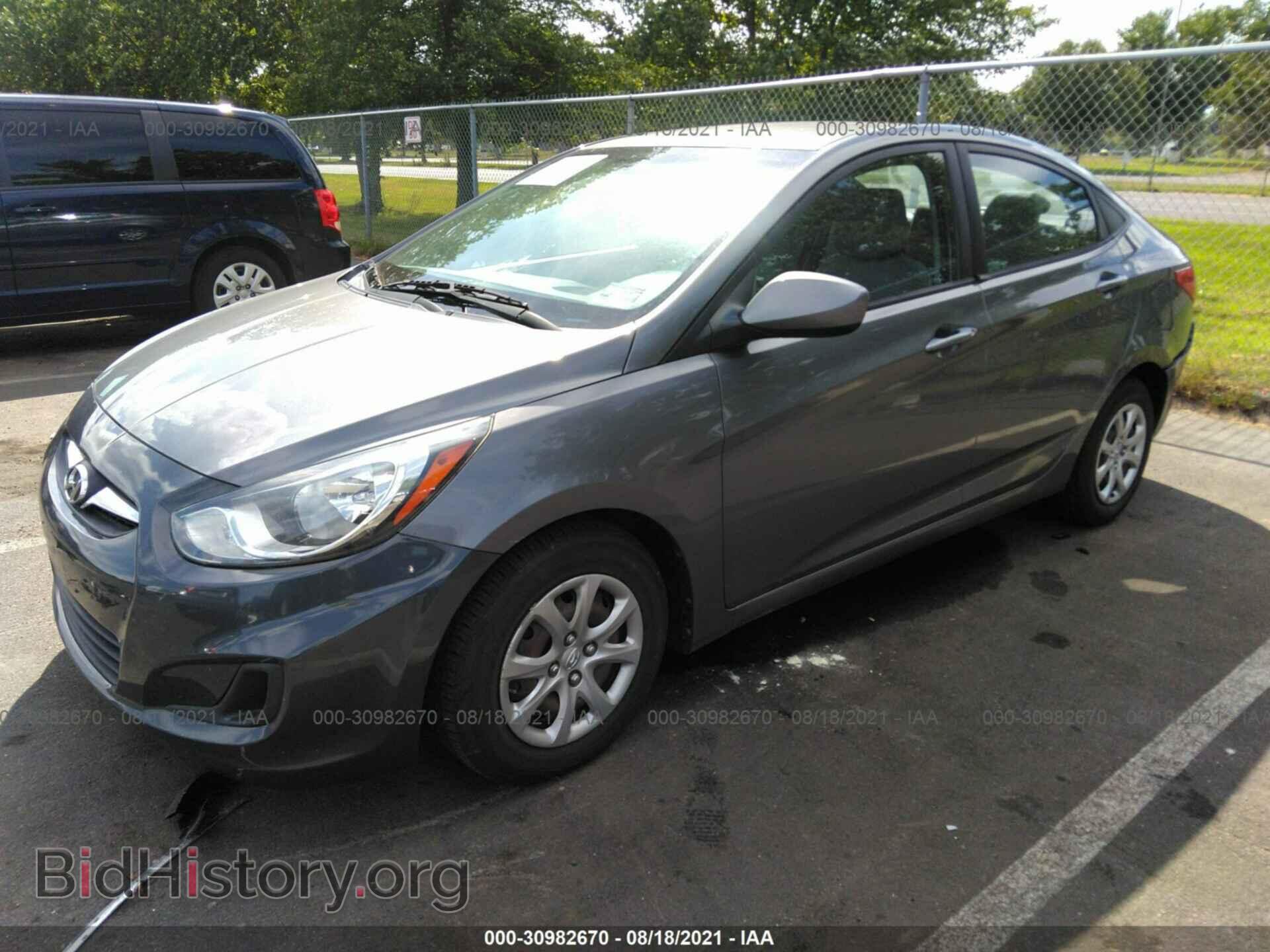 2013 HYUNDAI ACCENT - VIN: KMHCT4AE7DU490677 - Photo 2
