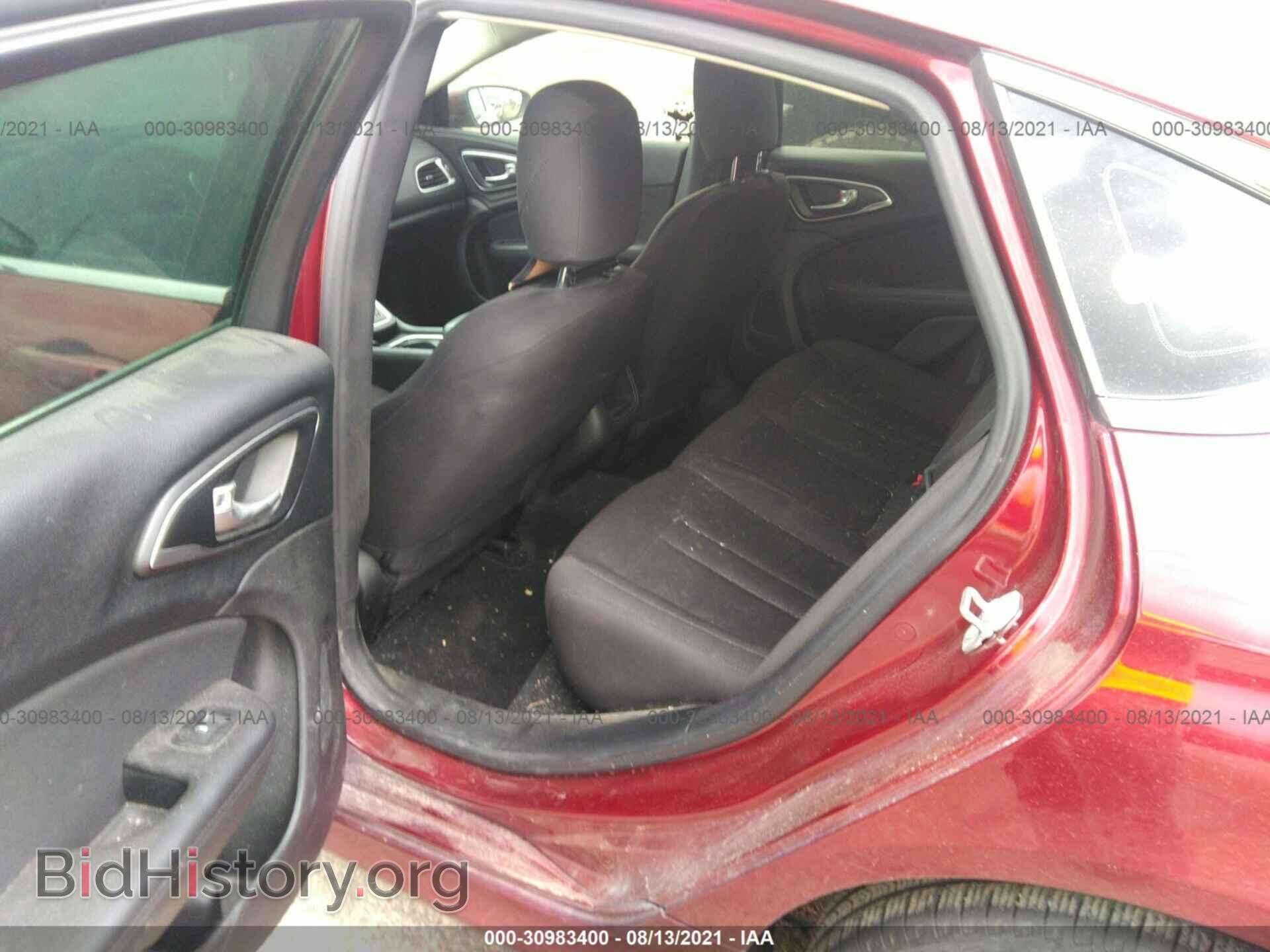 2015 CHRYSLER 200 - VIN: 1C3CCCAB0FN749354 - Фото 8