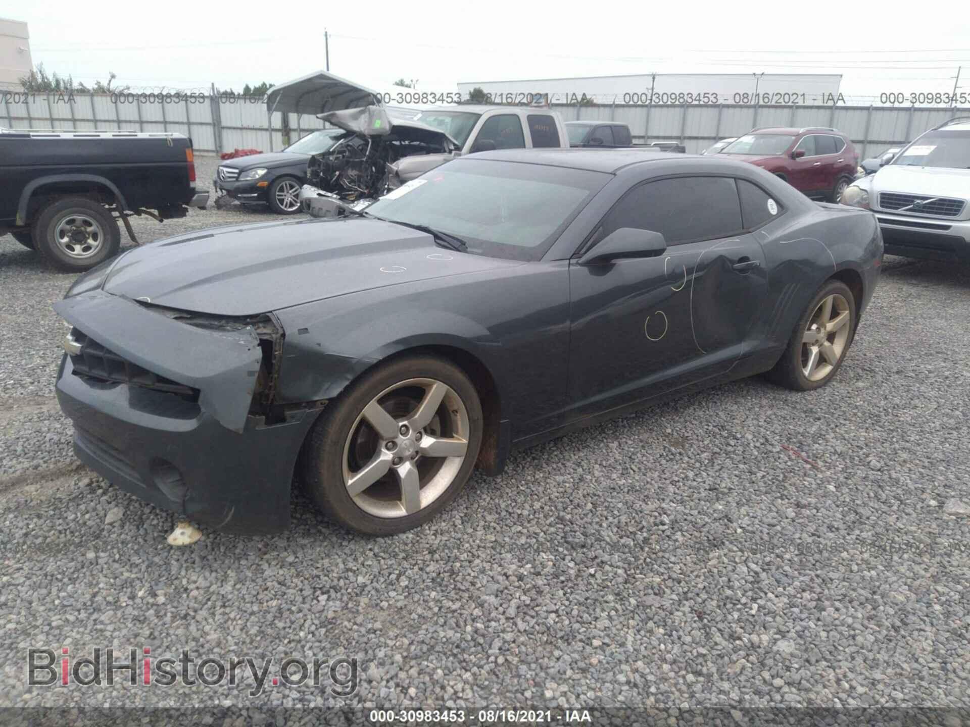2011 CHEVROLET CAMARO - VIN: 2G1FB1ED8B9179301 - Фото 2