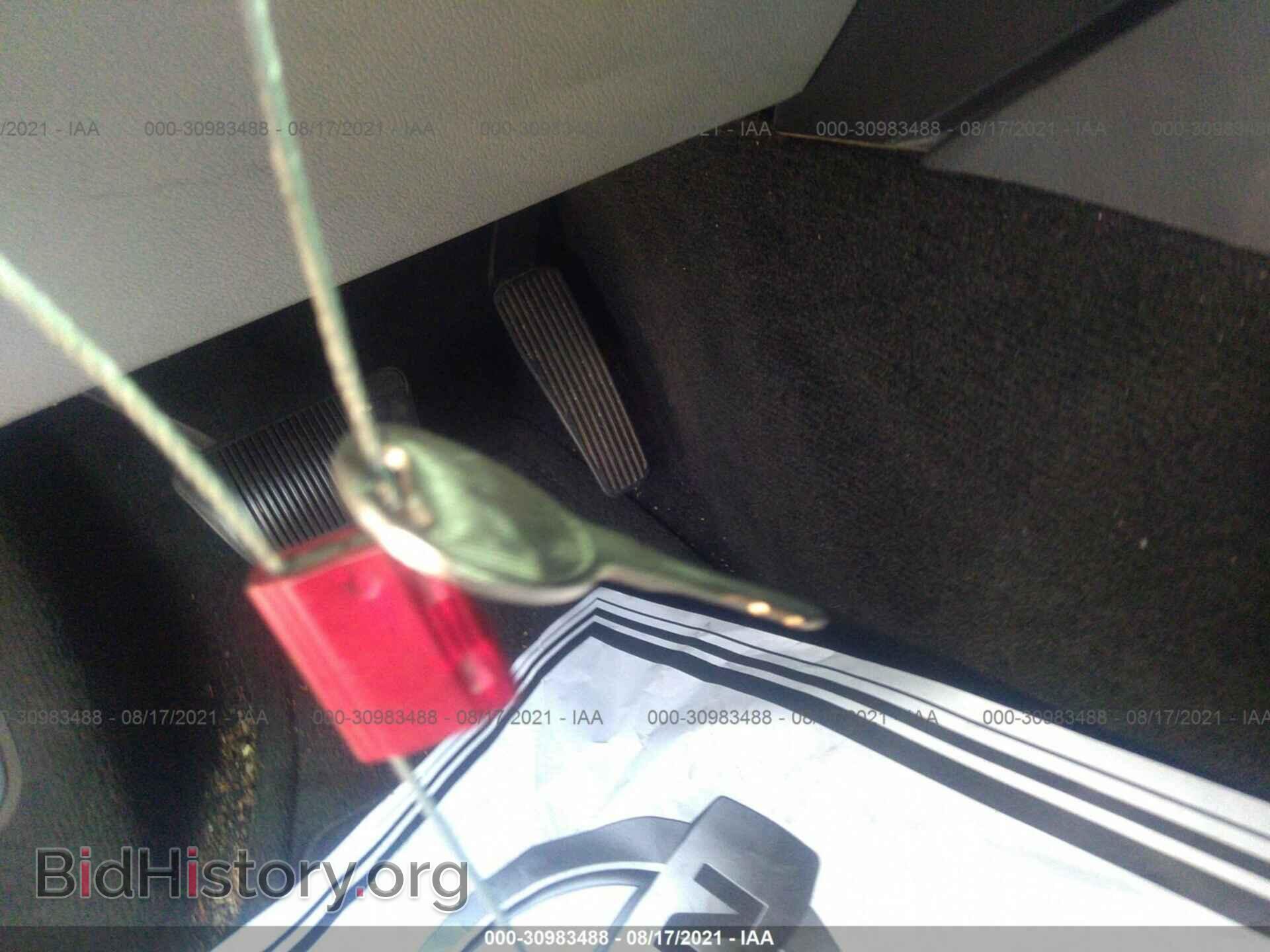2007 CHRYSLER 300 - VIN: 2C3KA43R07H803652 - Фото 11