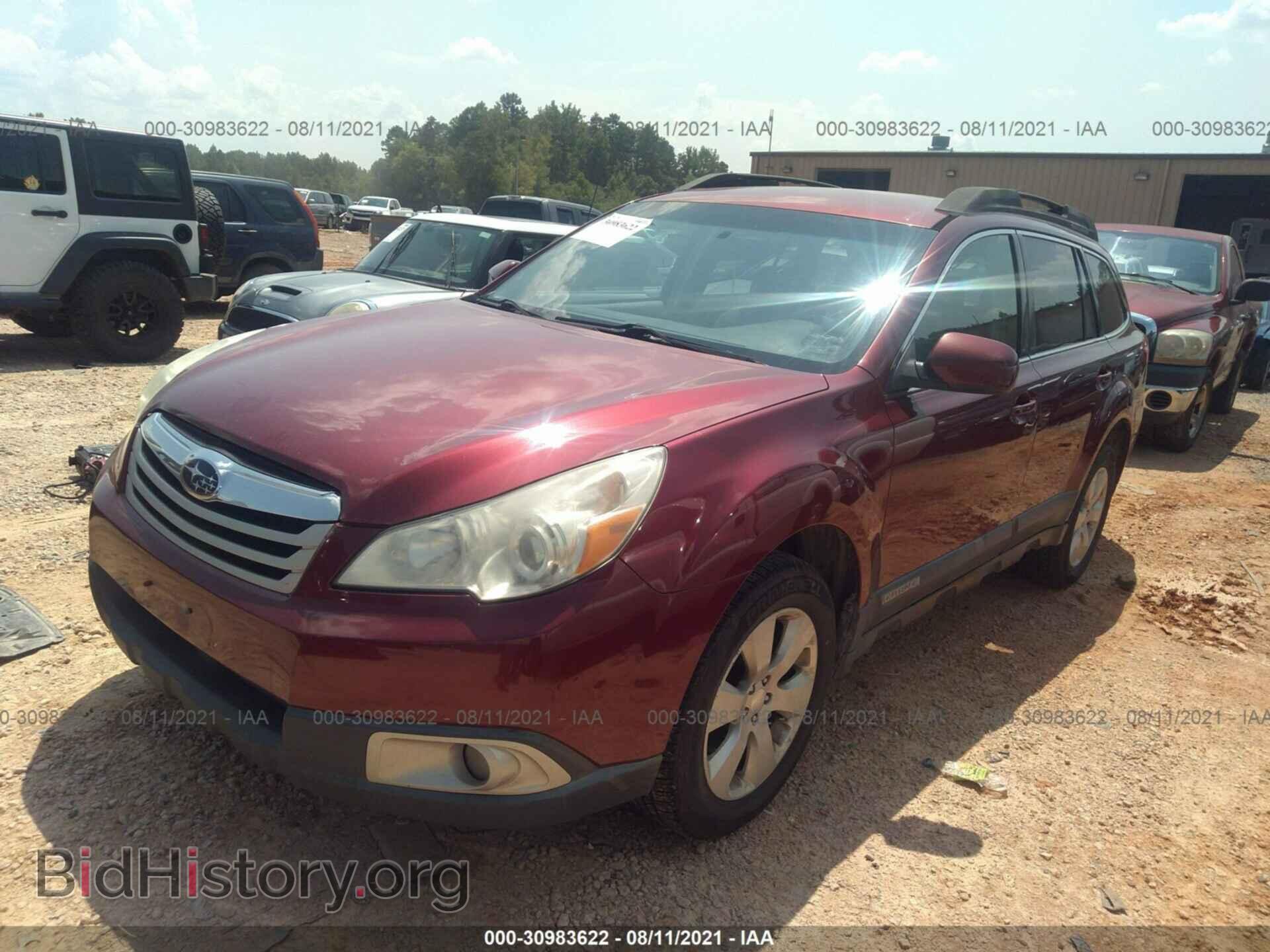 2011 SUBARU OUTBACK - VIN: 4S4BRBCC8B3315108 - Фото 2