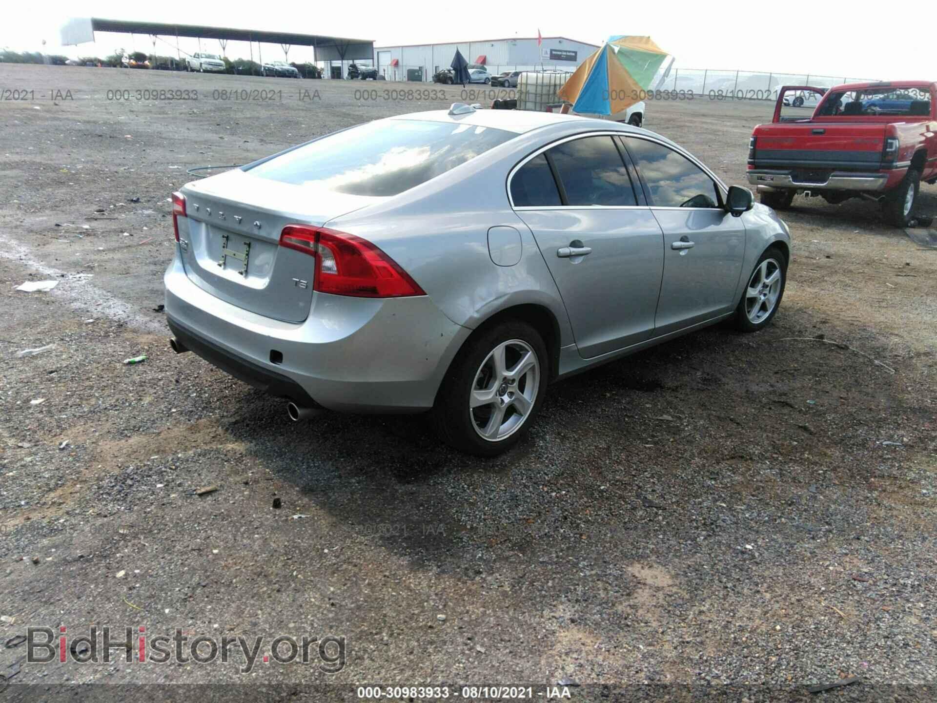 2013 VOLVO S60 - VIN: YV1612FS5D1228212 - Фото 4