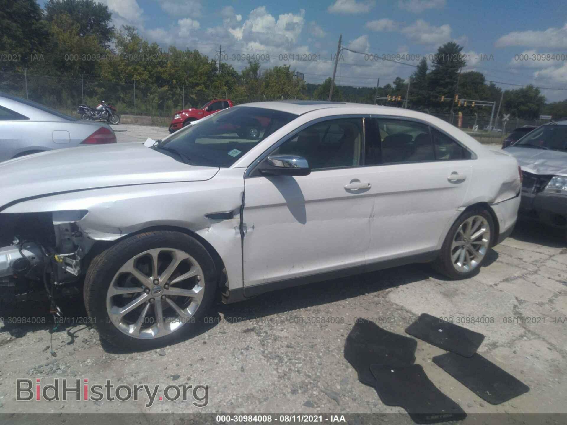 2013 FORD TAURUS - VIN: 1FAHP2F90DG149463 - Photo 2