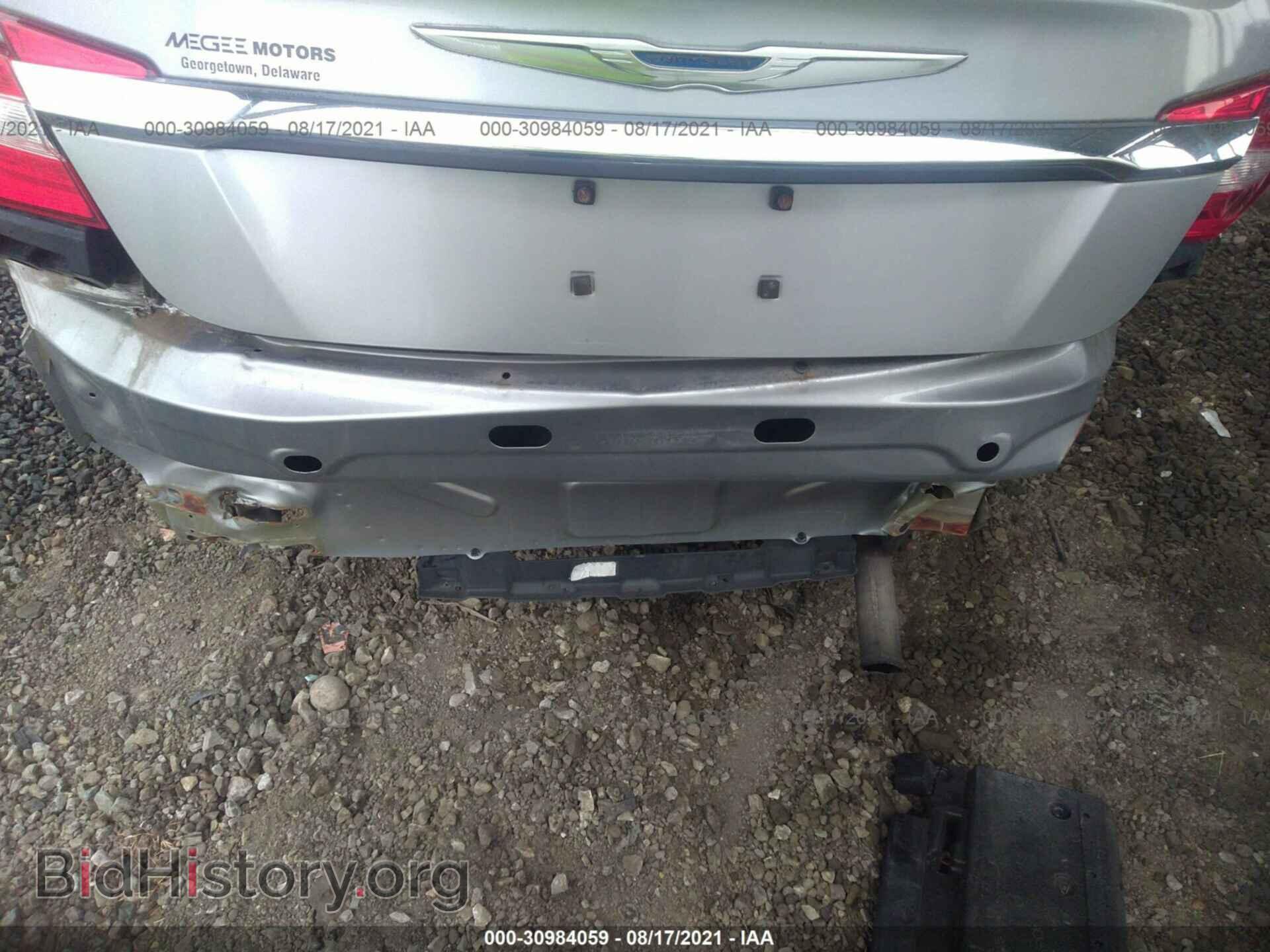 2013 CHRYSLER 200 - VIN: 1C3CCBAB1DN671058 - Фото 6