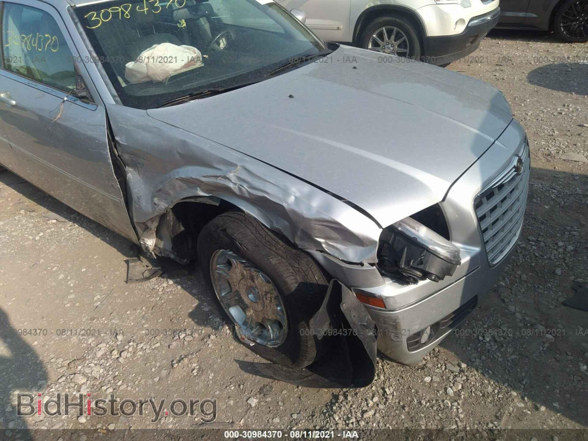 2006 CHRYSLER 300 - VIN: 2C3KA53G86H538983 - Фото 6