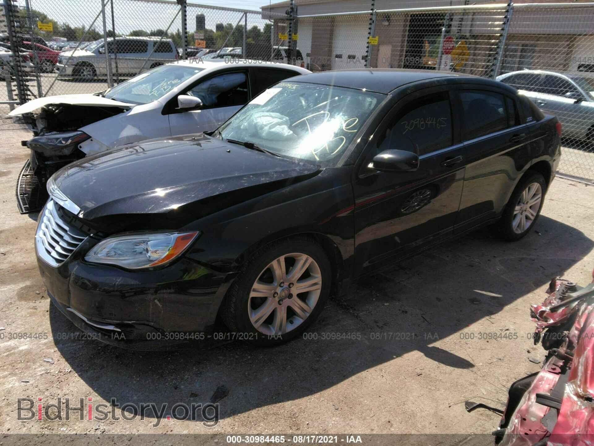 2012 CHRYSLER 200 - VIN: 1C3CCBBB3CN189592 - Photo 2