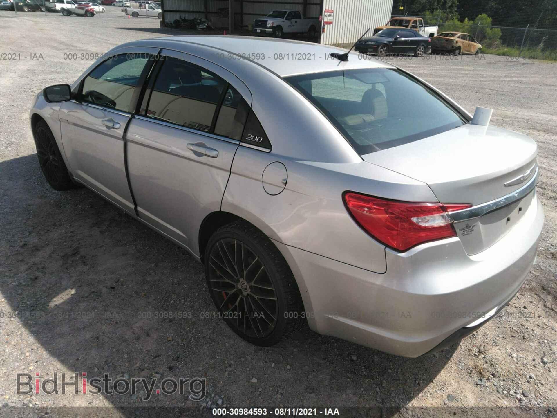 2012 CHRYSLER 200 - VIN: 1C3CCBAB1CN158228 - Фото 3