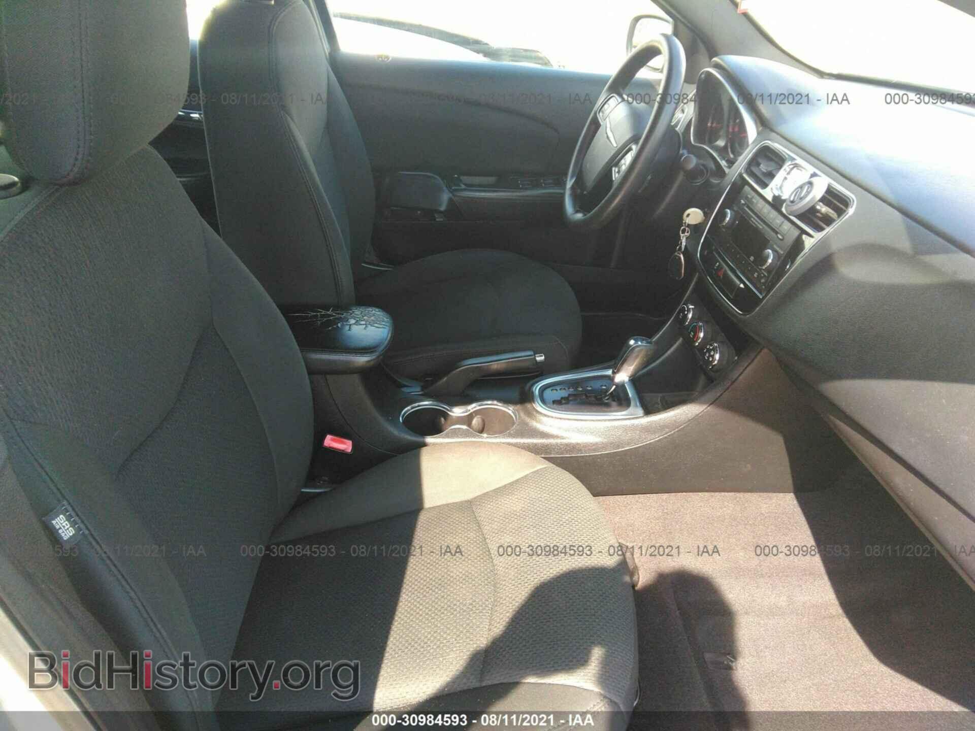2012 CHRYSLER 200 - VIN: 1C3CCBAB1CN158228 - Фото 5