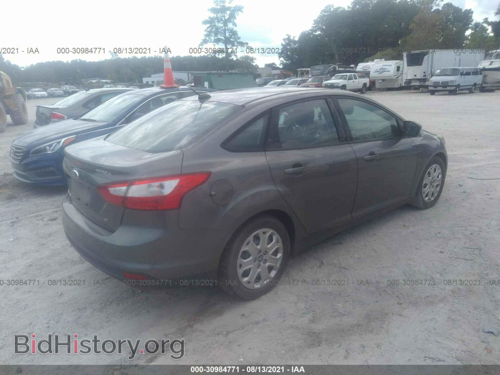 2012 FORD FOCUS - VIN: 1FAHP3F22CL117726 - Photo 4