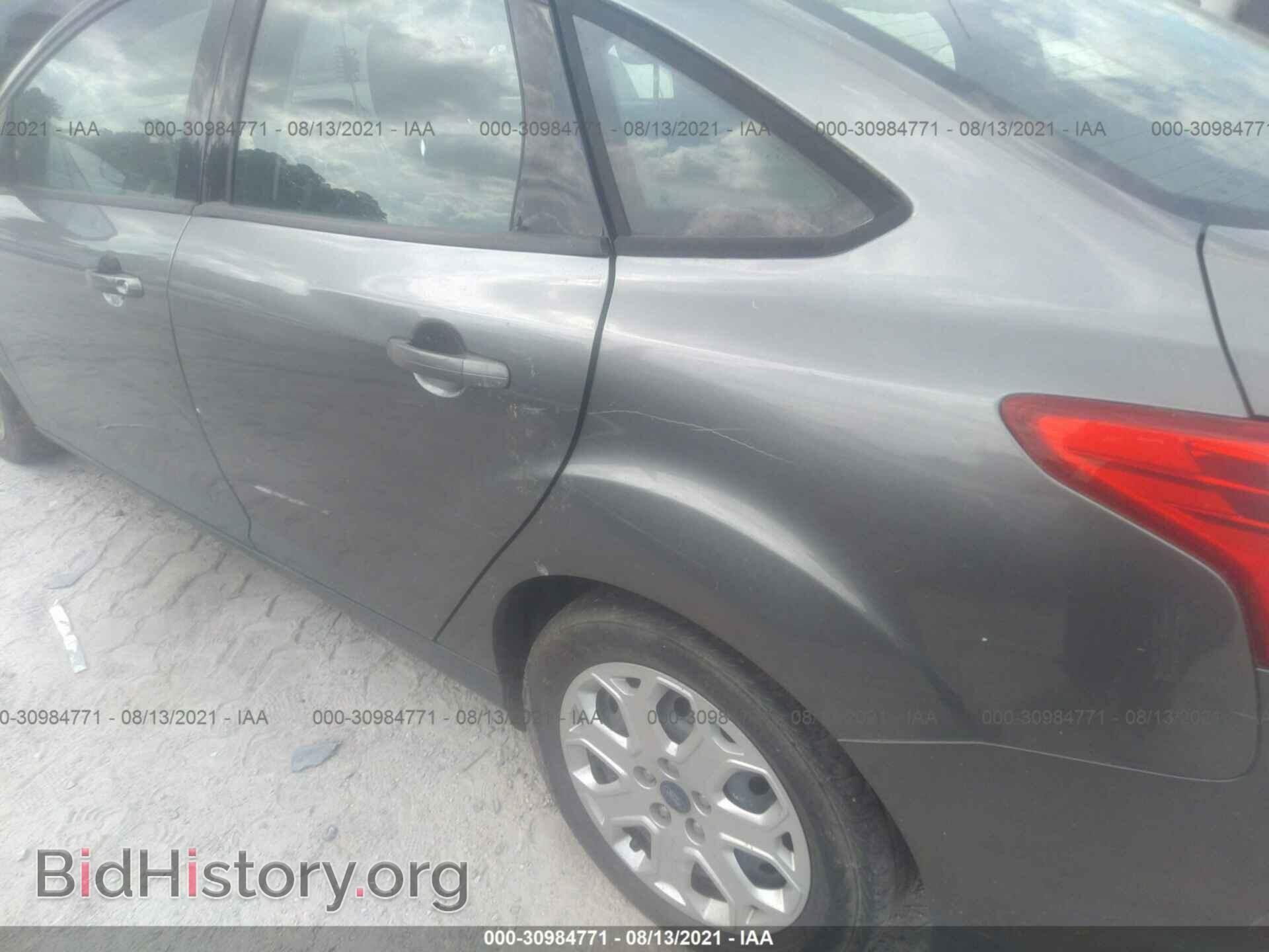 2012 FORD FOCUS - VIN: 1FAHP3F22CL117726 - Photo 6