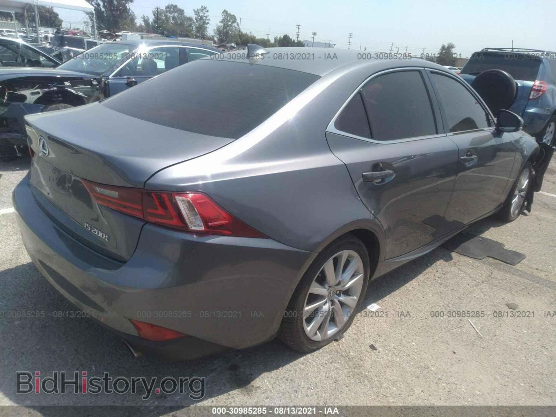 2016 LEXUS IS 200T - VIN: JTHBA1D29G5026972 - Фото 4