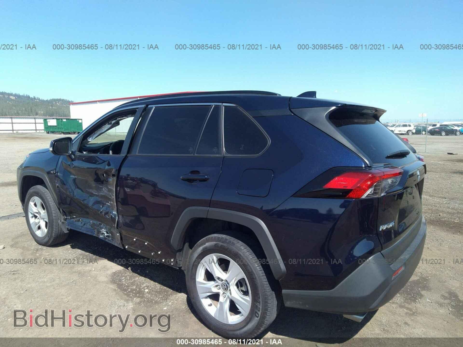2021 TOYOTA RAV4 - VIN: JTMP1RFV7MD074954 - Фото 3