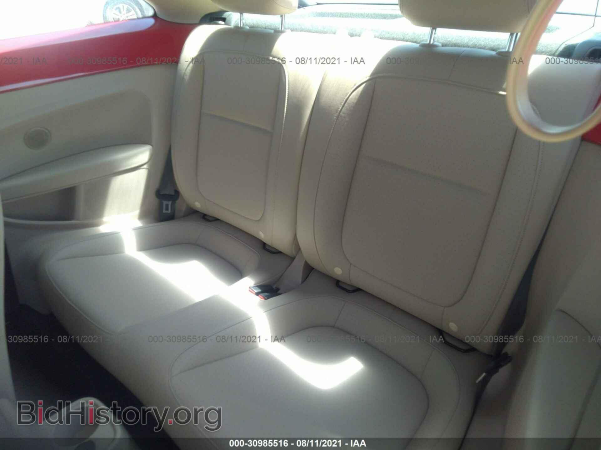 2019 VOLKSWAGEN BEETLE - VIN: 3VWJD7AT7KM718491 - Фото 8