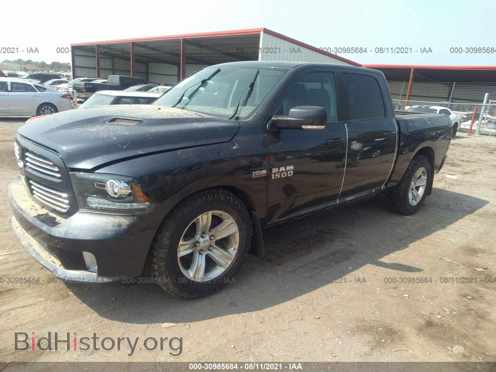 2017 RAM 1500 - VIN: 1C6RR7MTXHS526055 - Фото 2