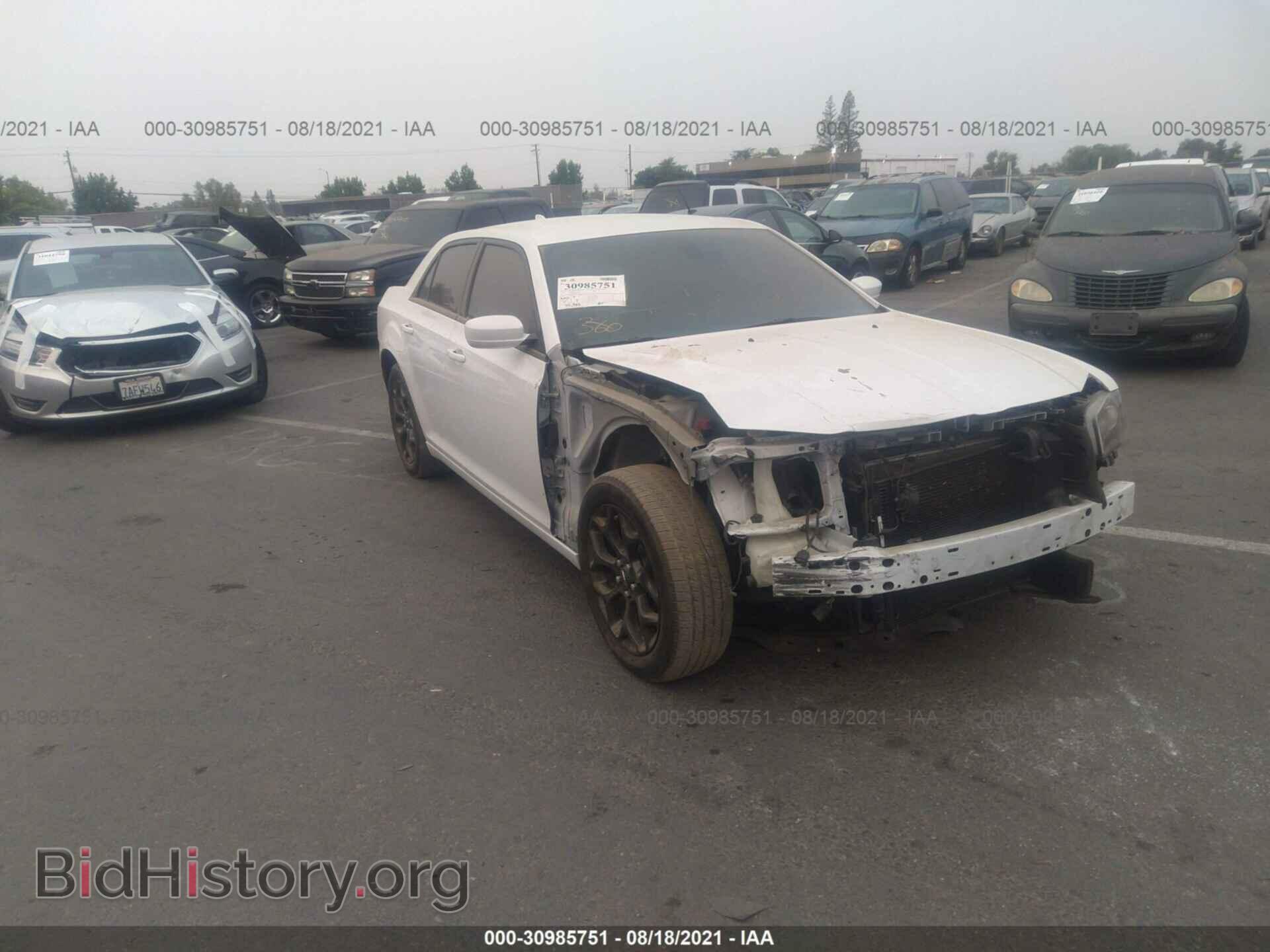 Фотография 2C3CCAGG4KH569336 - CHRYSLER 300 2019