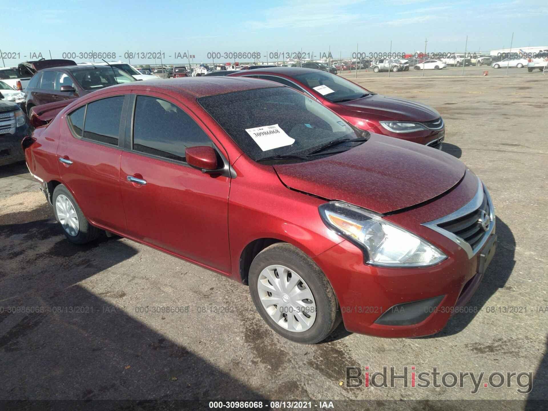 Photo 3N1CN7AP3JL804898 - NISSAN VERSA SEDAN 2018