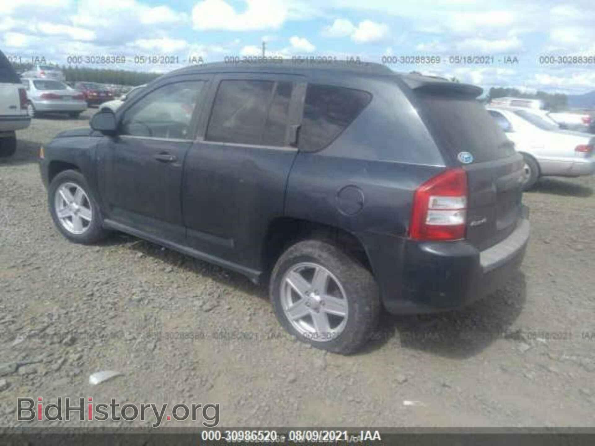 2007 JEEP COMPASS - VIN: 1J8FF47W87D338946 - Фото 3